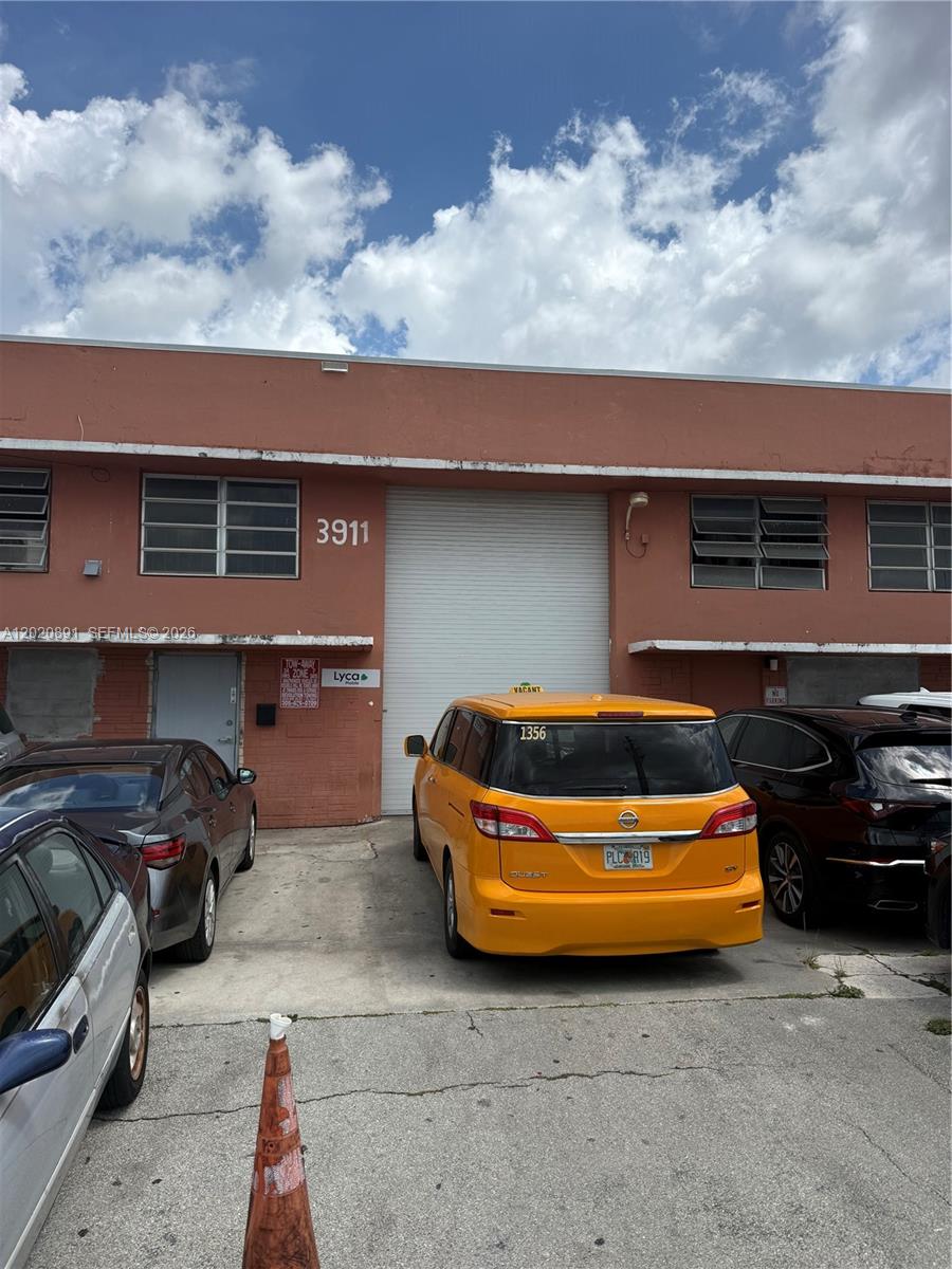   /   sq. ft. $ 2026-05-18 0 Photo