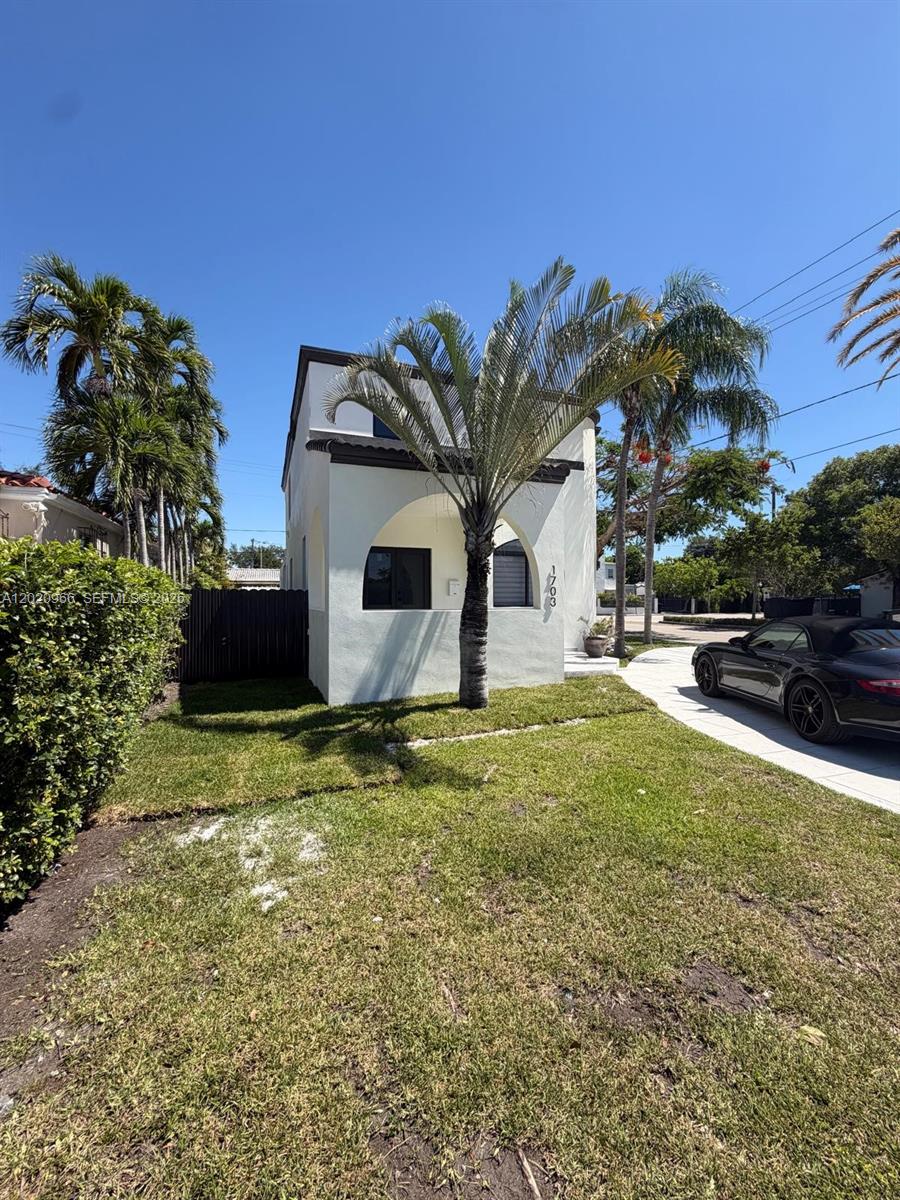 See details / 2874 sq. ft. $ 2026-05-18 0 Photo