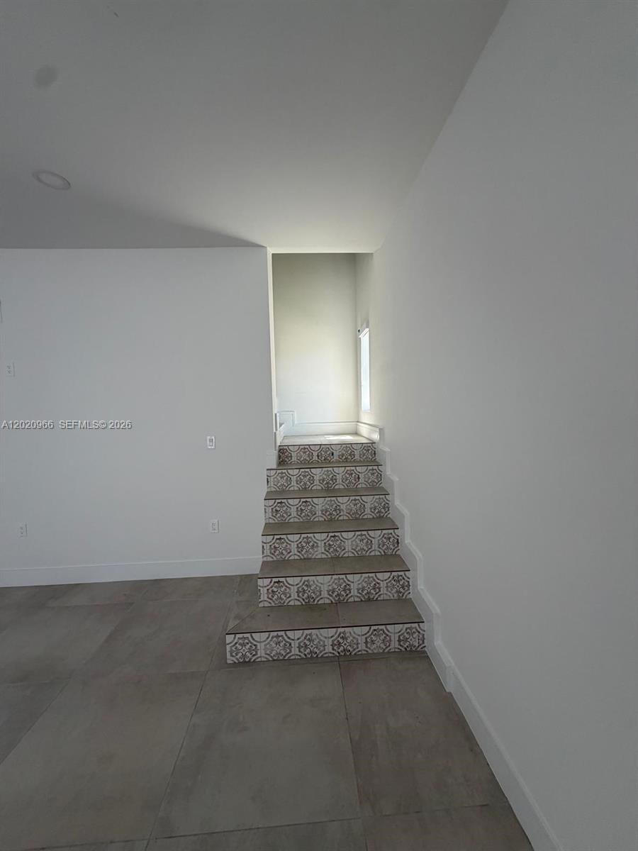 See details / 2874 sq. ft. $ 2026-05-18 0 Photo