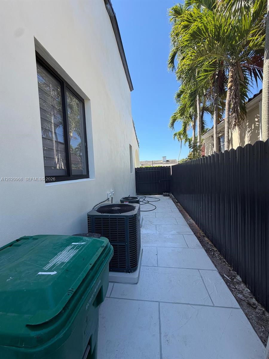 See details / 2874 sq. ft. $ 2026-05-18 0 Photo