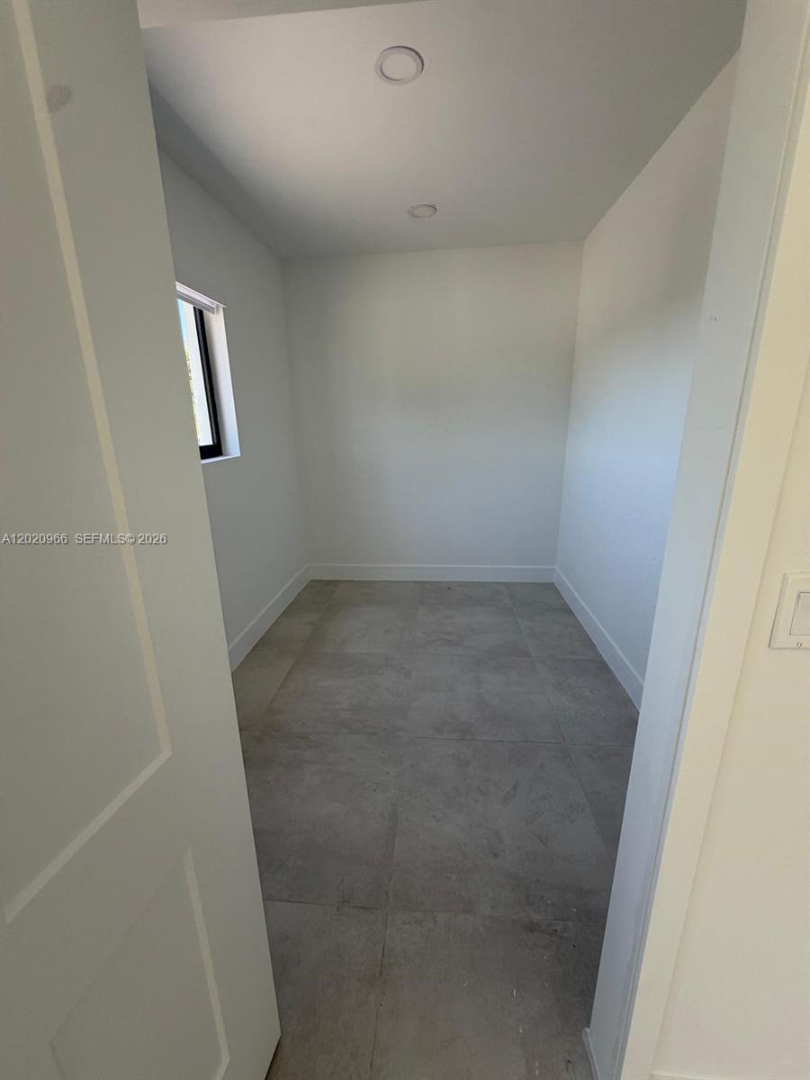See details / 2874 sq. ft. $ 2026-05-18 0 Photo