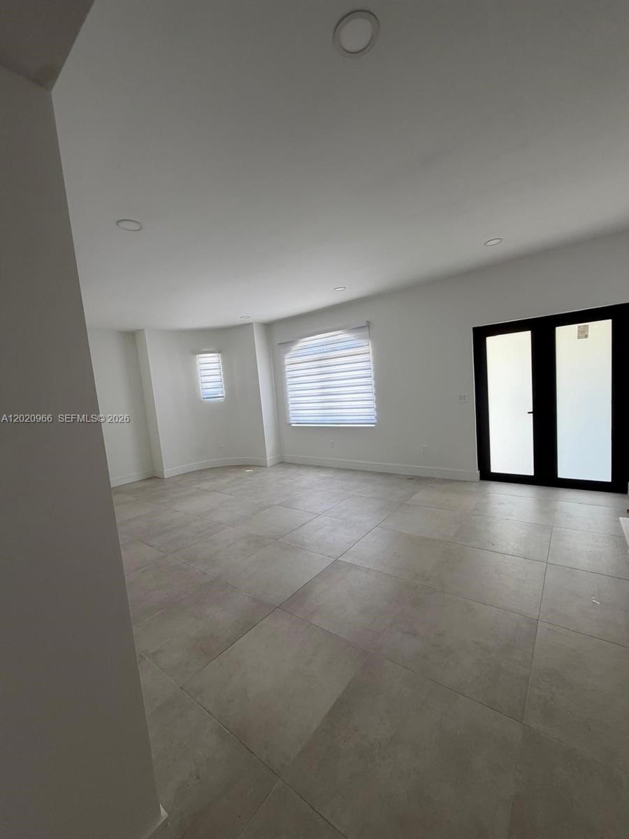 See details / 2874 sq. ft. $ 2026-05-18 0 Photo