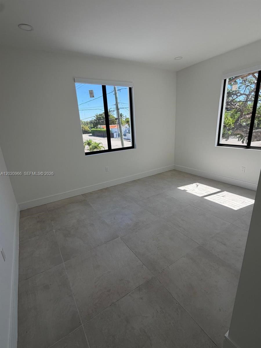 See details / 2874 sq. ft. $ 2026-05-18 0 Photo