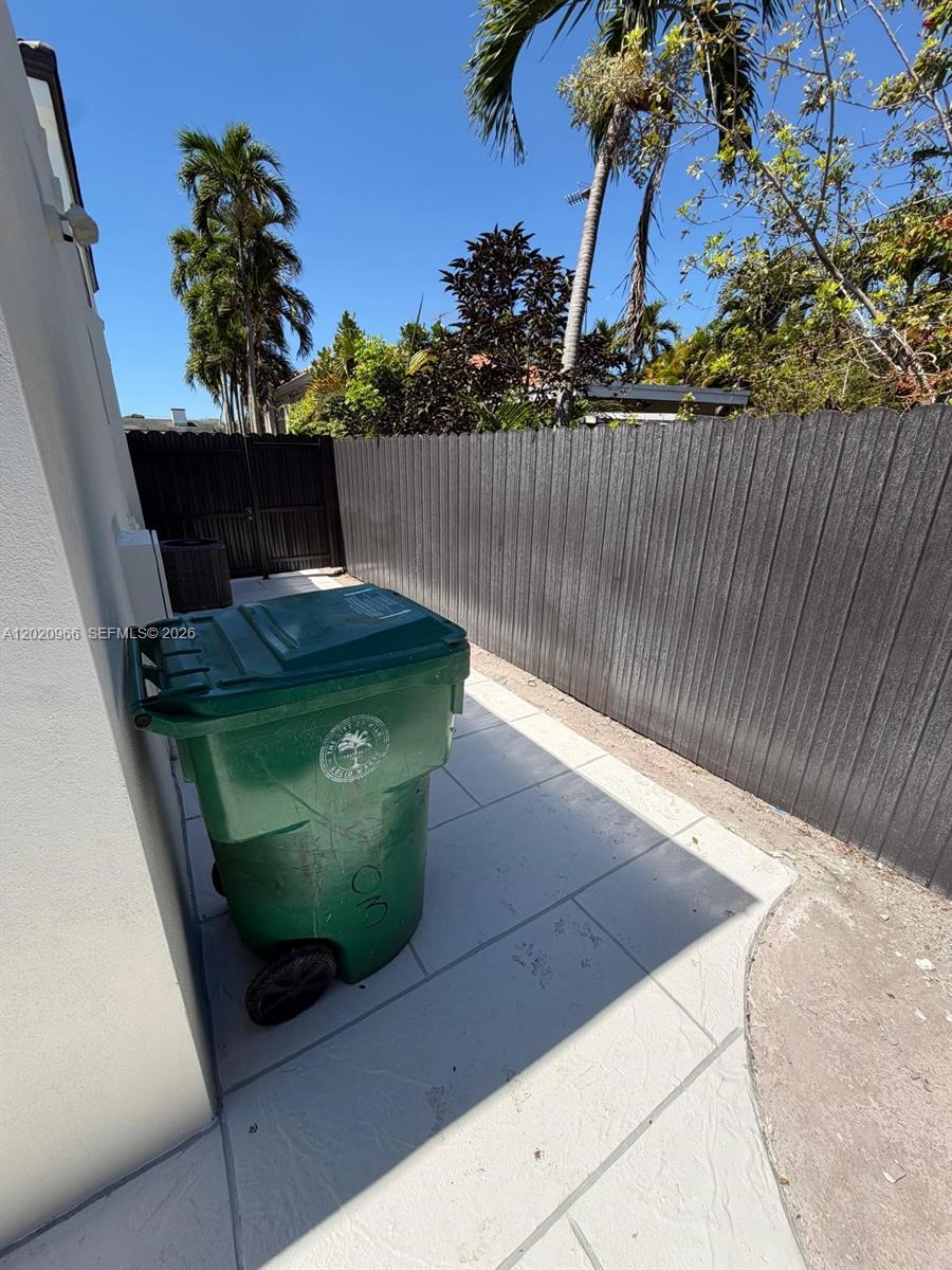 See details / 2874 sq. ft. $ 2026-05-18 0 Photo
