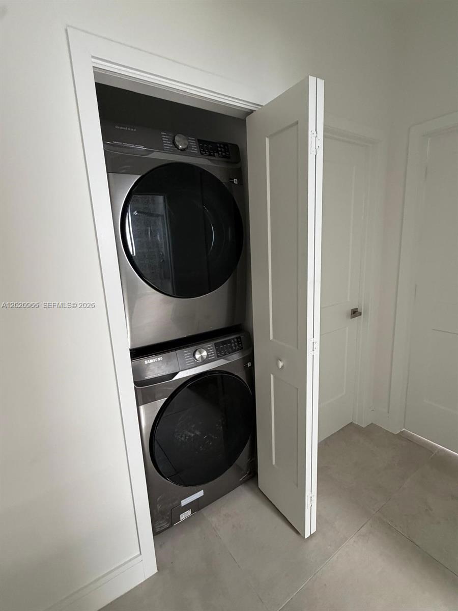 See details / 2874 sq. ft. $ 2026-05-18 0 Photo