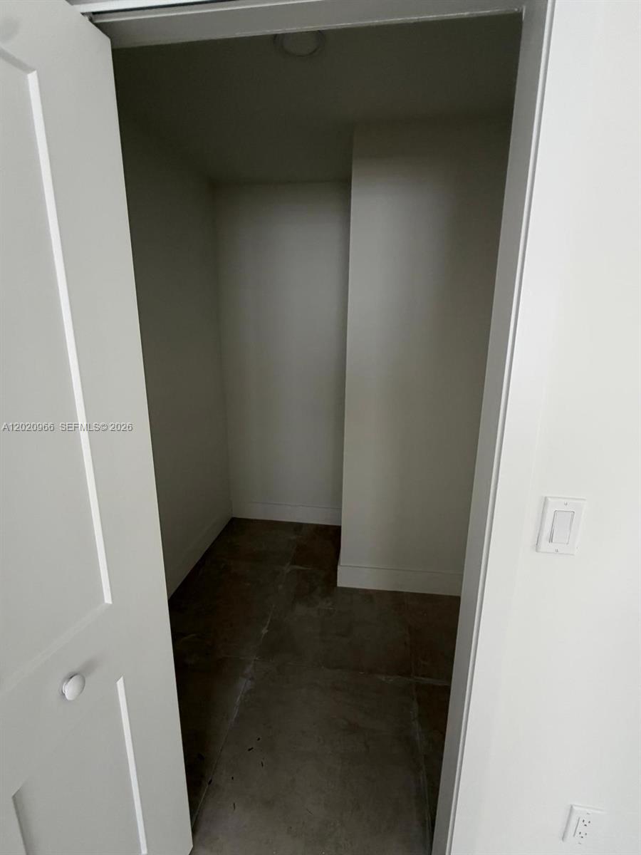 See details / 2874 sq. ft. $ 2026-05-18 0 Photo