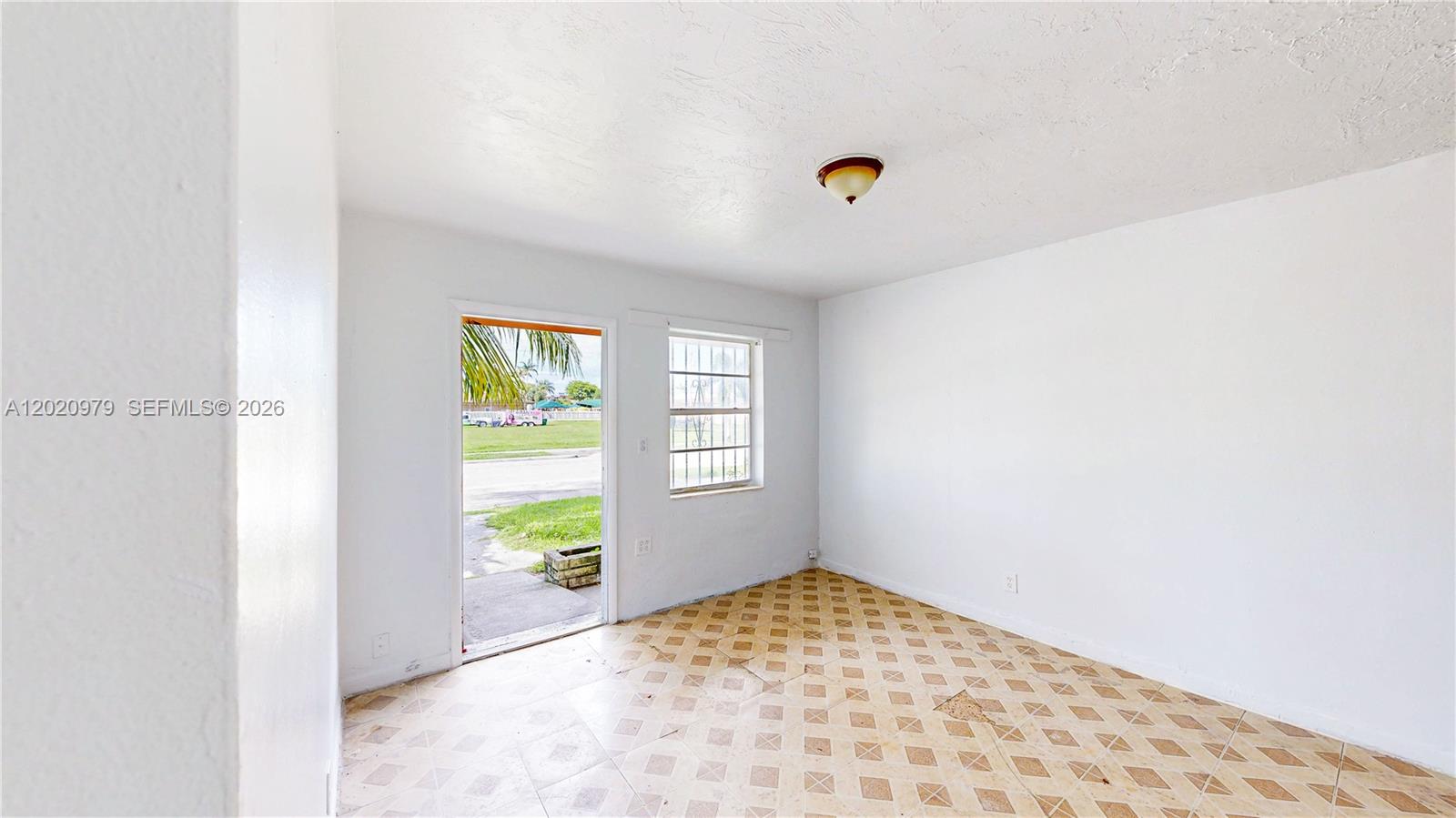 See details / 2280 sq. ft. $ 2026-05-18 0 Photo