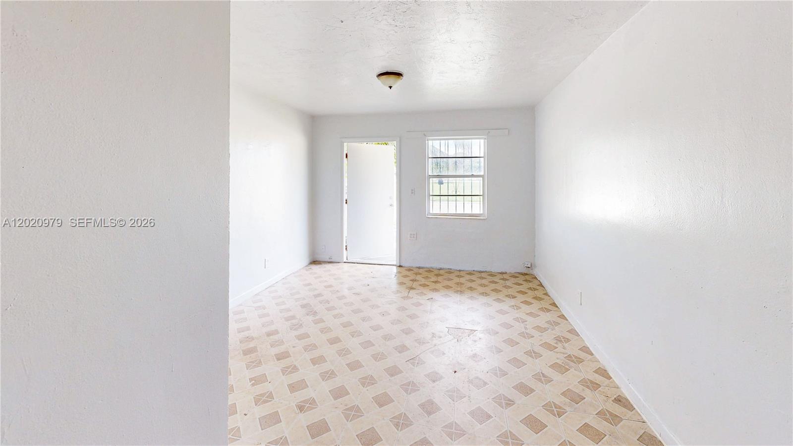 See details / 2280 sq. ft. $ 2026-05-18 0 Photo