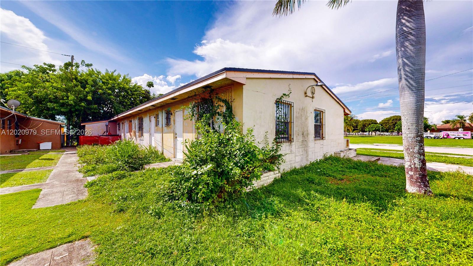 See details / 2280 sq. ft. $ 2026-05-18 0 Photo