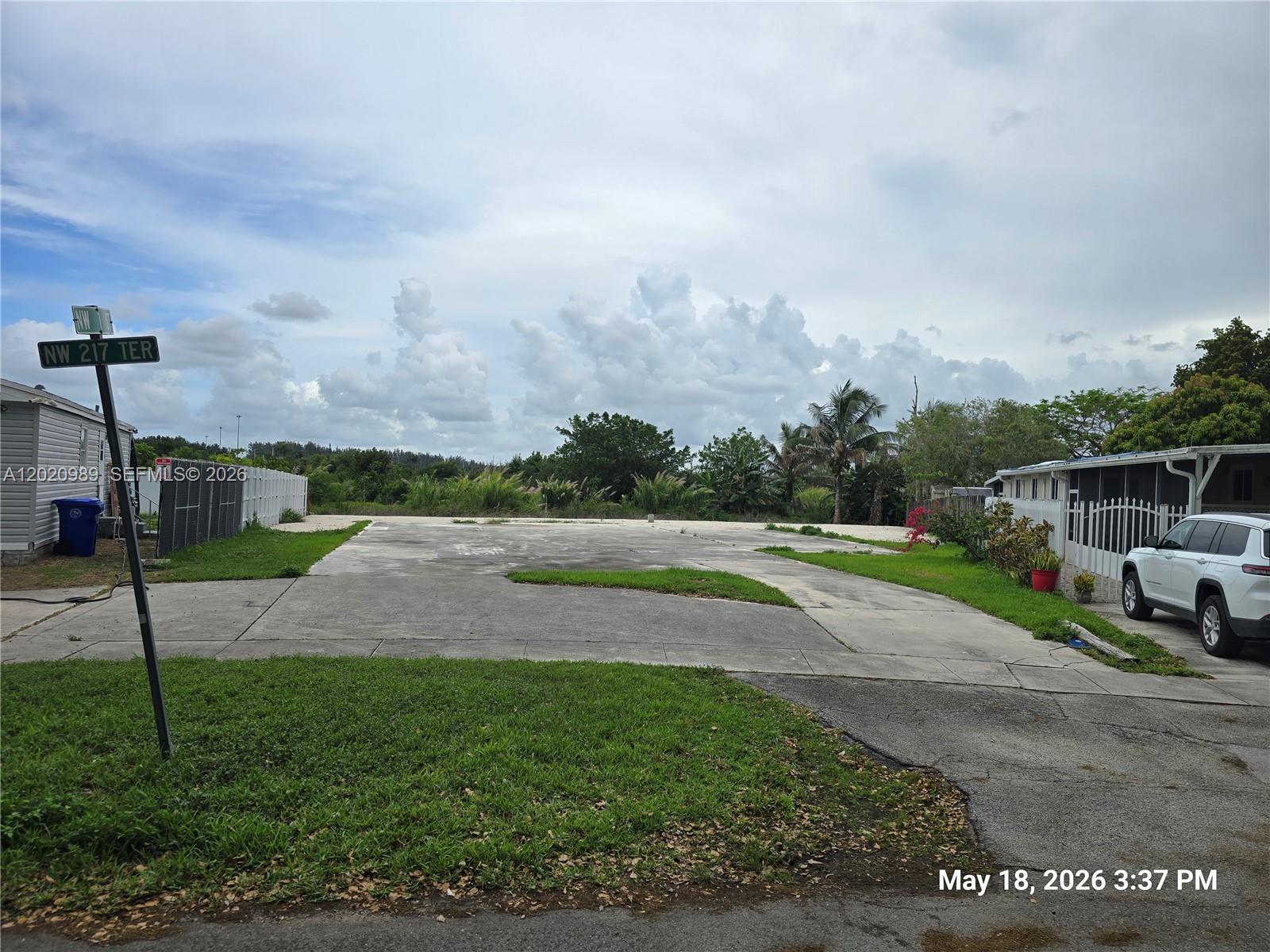   /   sq. ft. $ 2026-05-18 0 Photo
