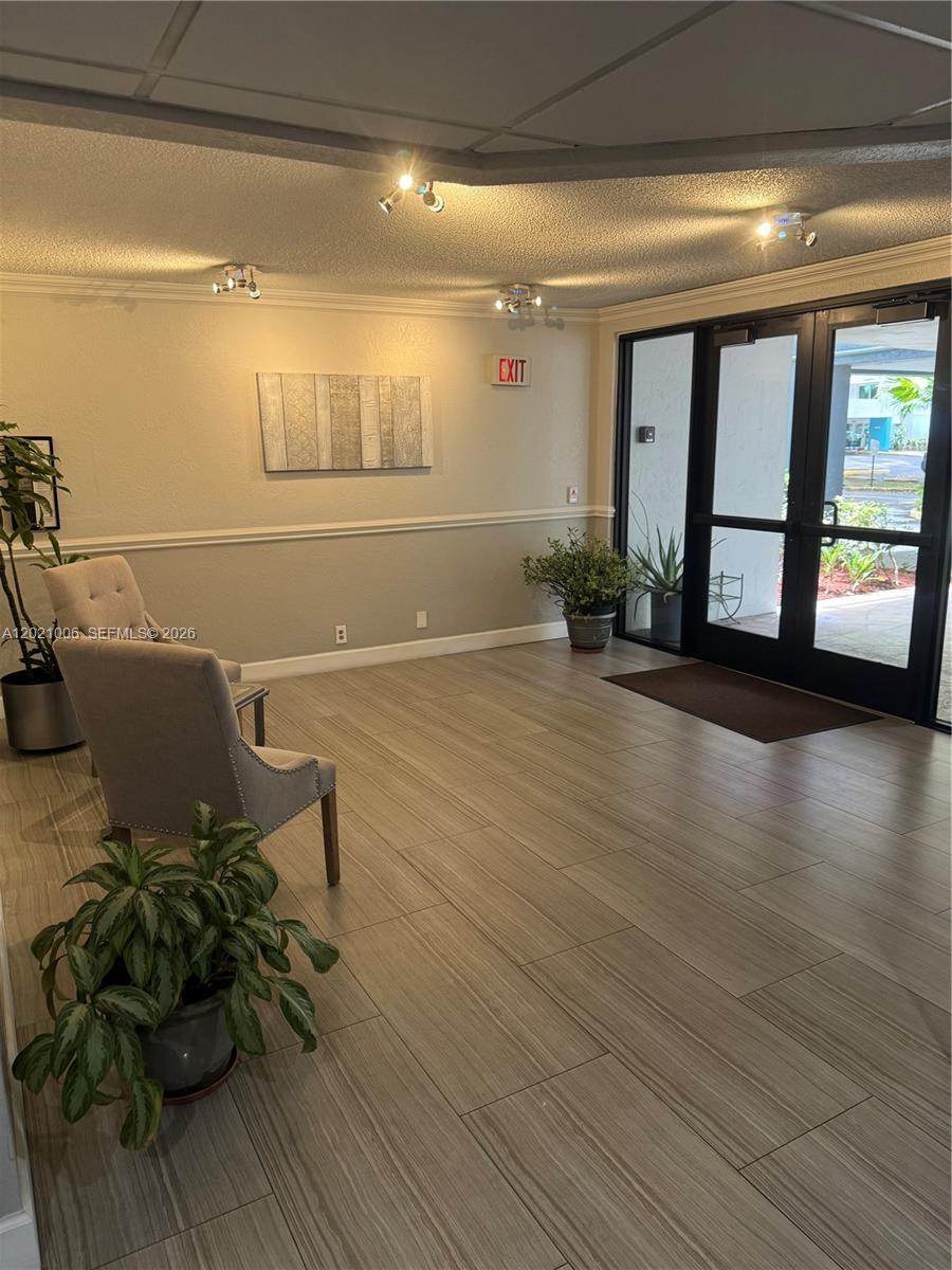 208 1 / 2 830 sq. ft. $ 2026-05-18 0 Photo