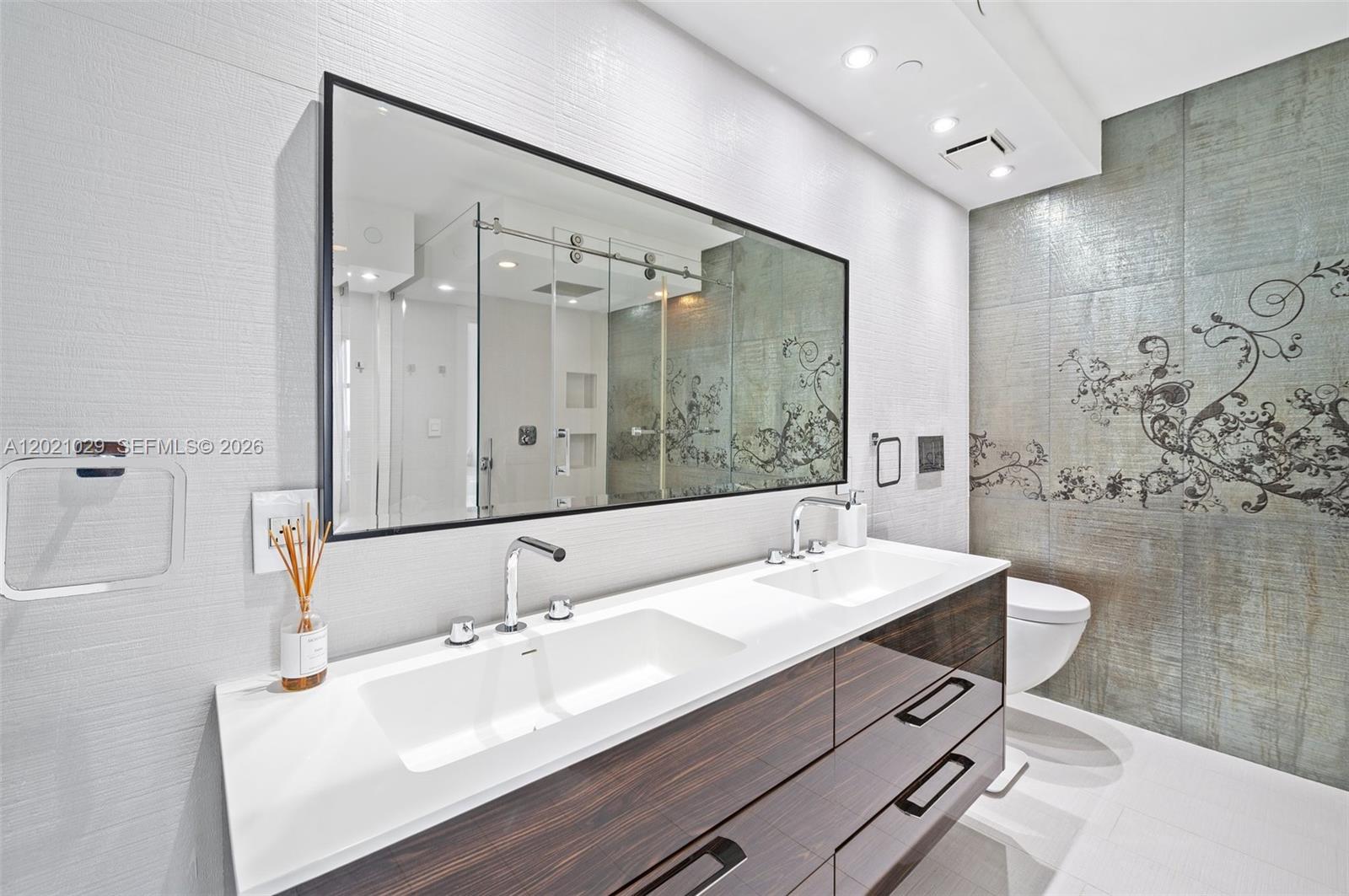 Photo of 19195 Mystic Pointe Dr  #1107, Aventura, Florida, 33180 - 