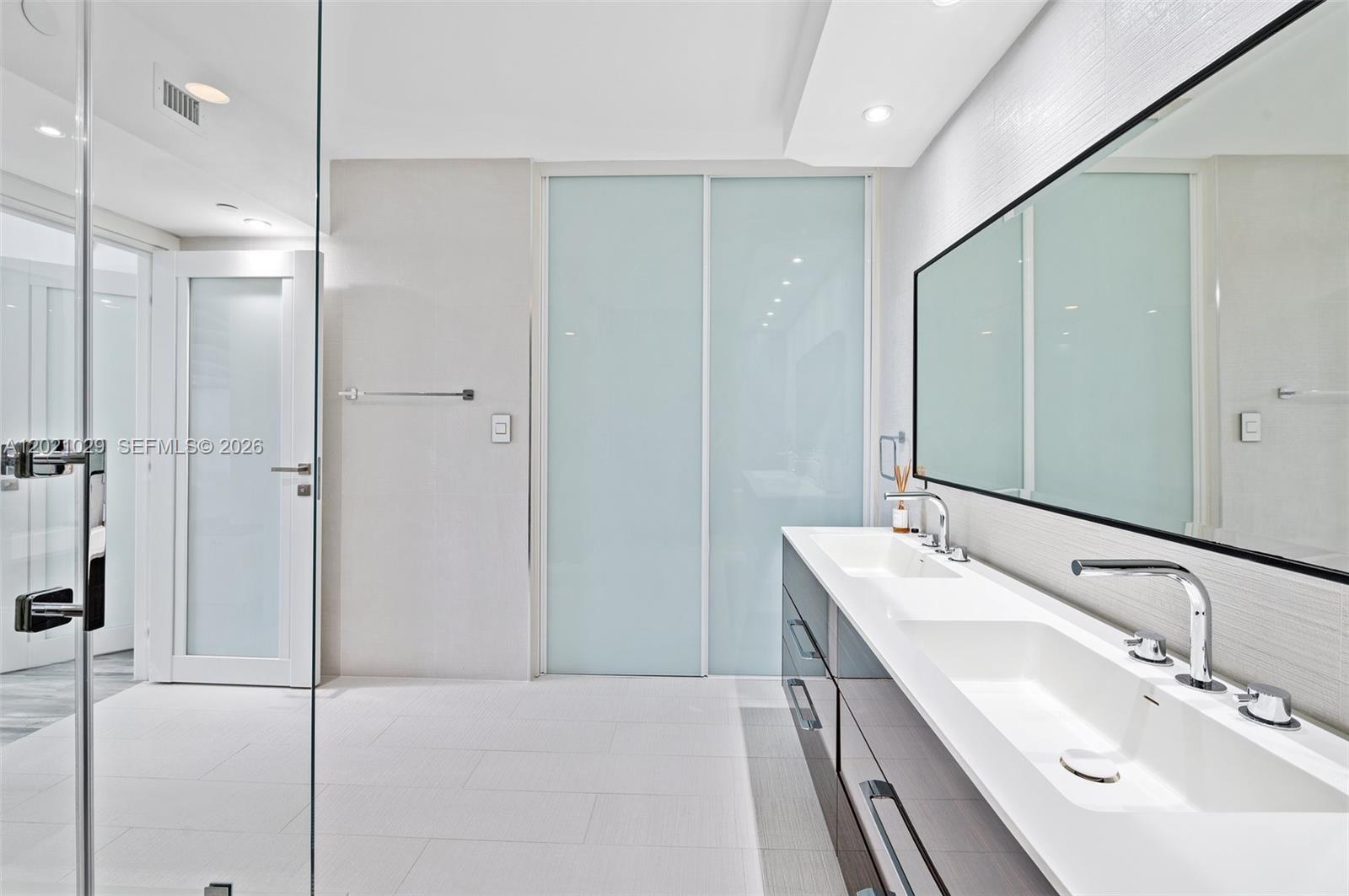 Photo of 19195 Mystic Pointe Dr  #1107, Aventura, Florida, 33180 - 
