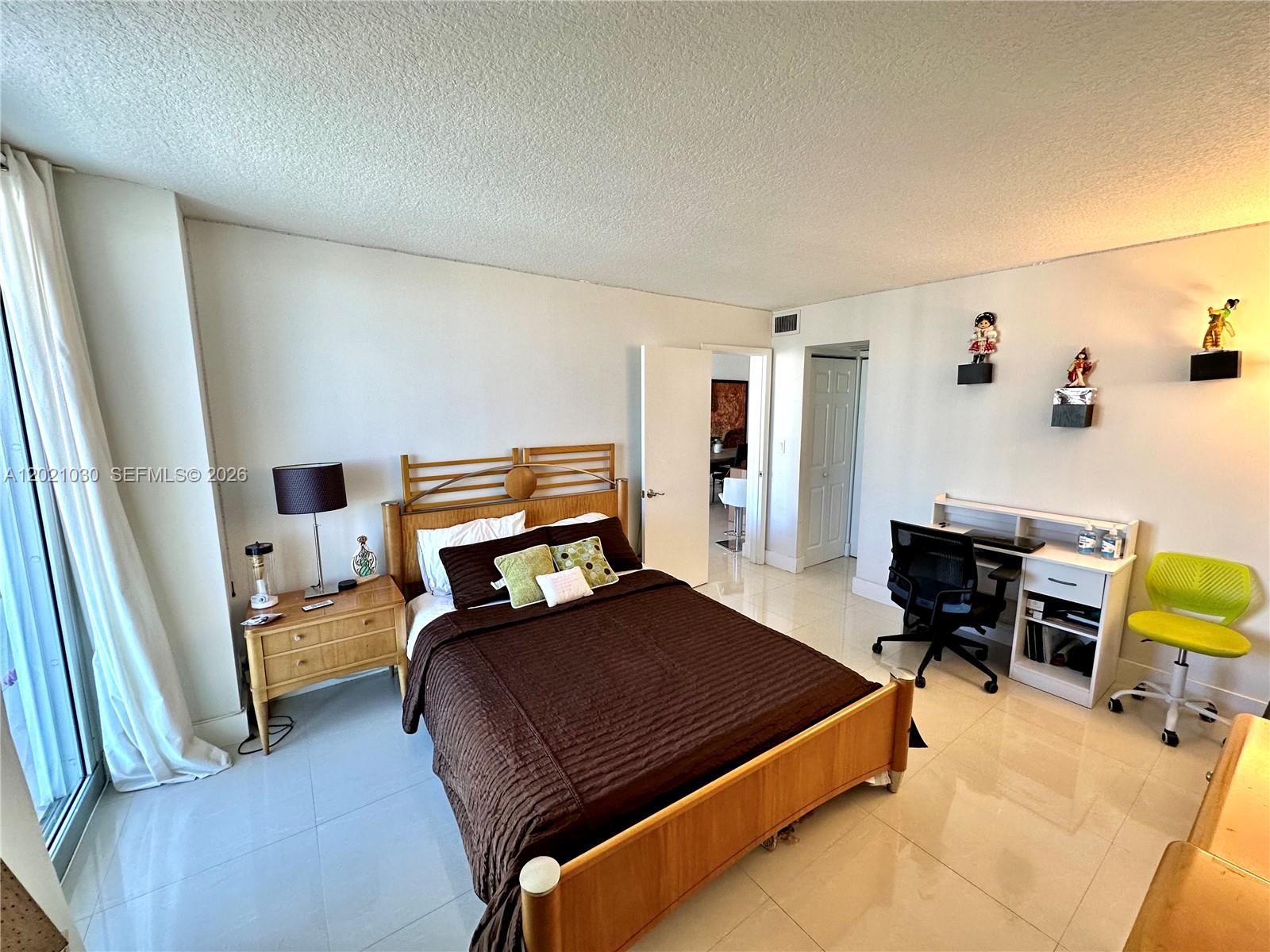 See details 1729 2 / 2 1331 sq. ft. $ 2026-05-18 0 Photo