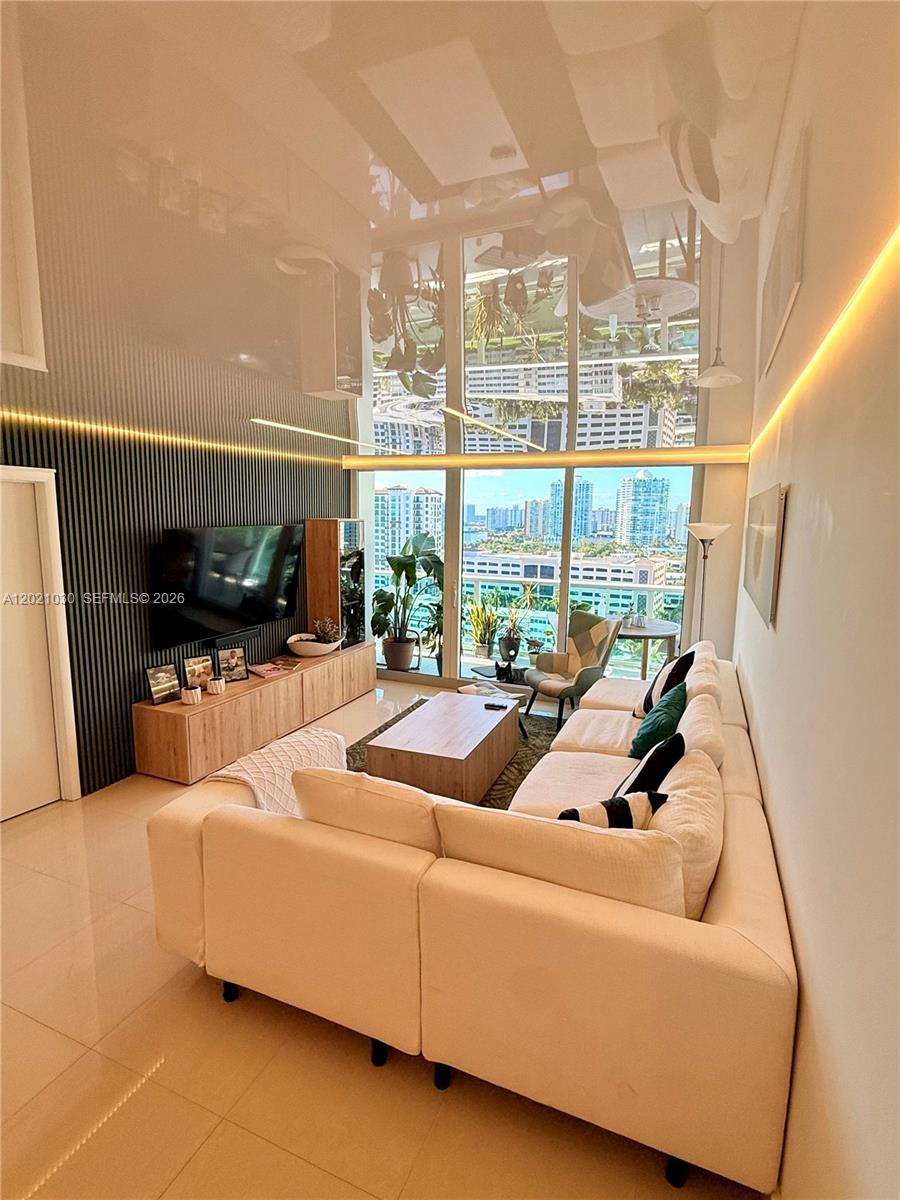 See details 1729 2 / 2 1331 sq. ft. $ 2026-05-18 0 Photo