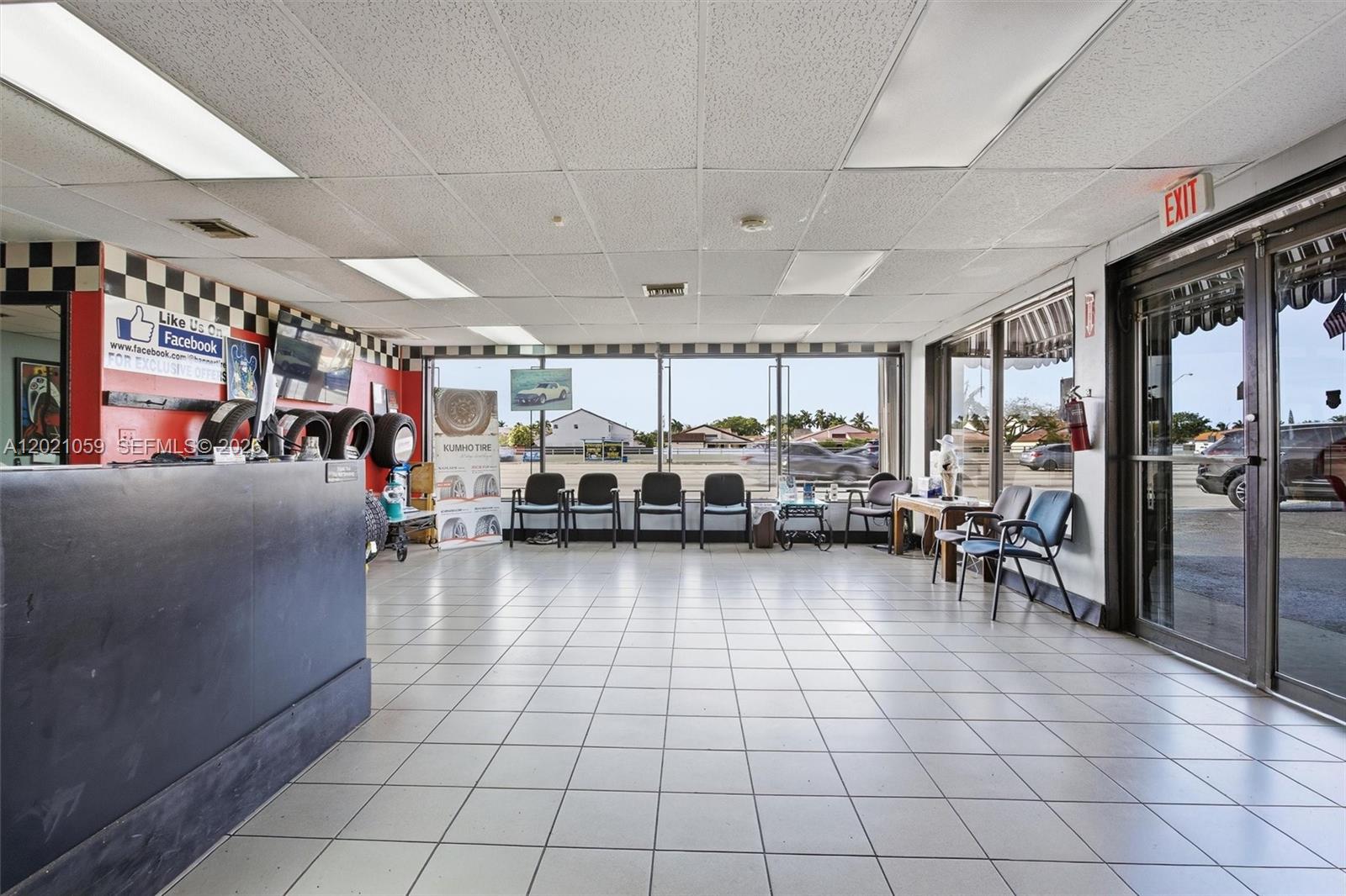   /   sq. ft. $ 2026-05-18 0 foto
