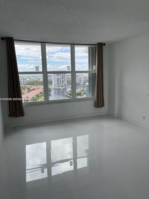 Photo of 3800 Ocean Dr  #1725, Hollywood, Florida, 33019 - 