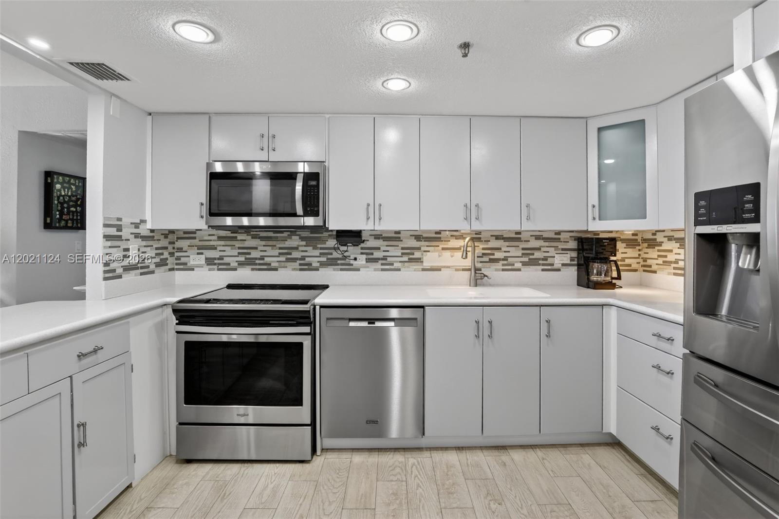 Photo of 20515 Country Club Dr  #2248, Aventura, Florida, 33180 - 