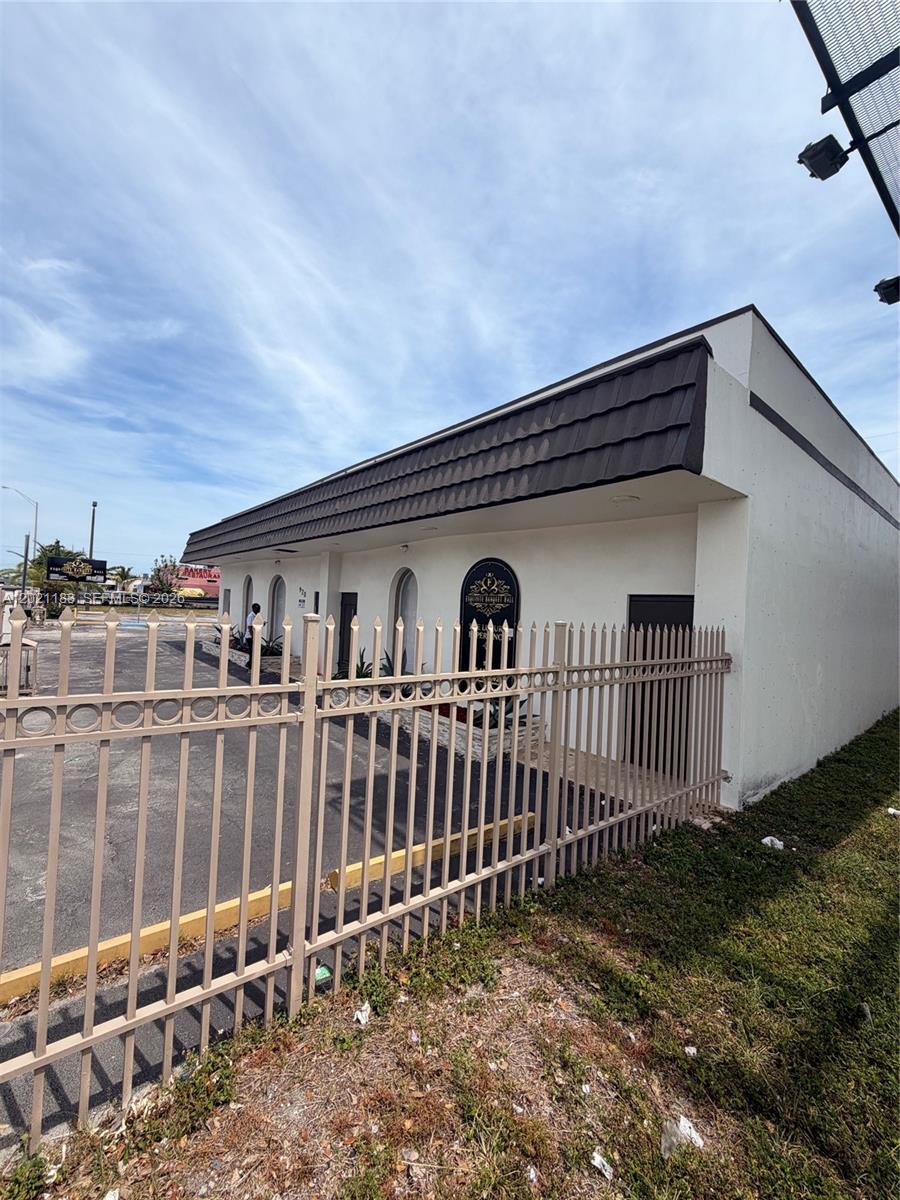 See details / sq. ft. $ 2026-05-18 0 Photo