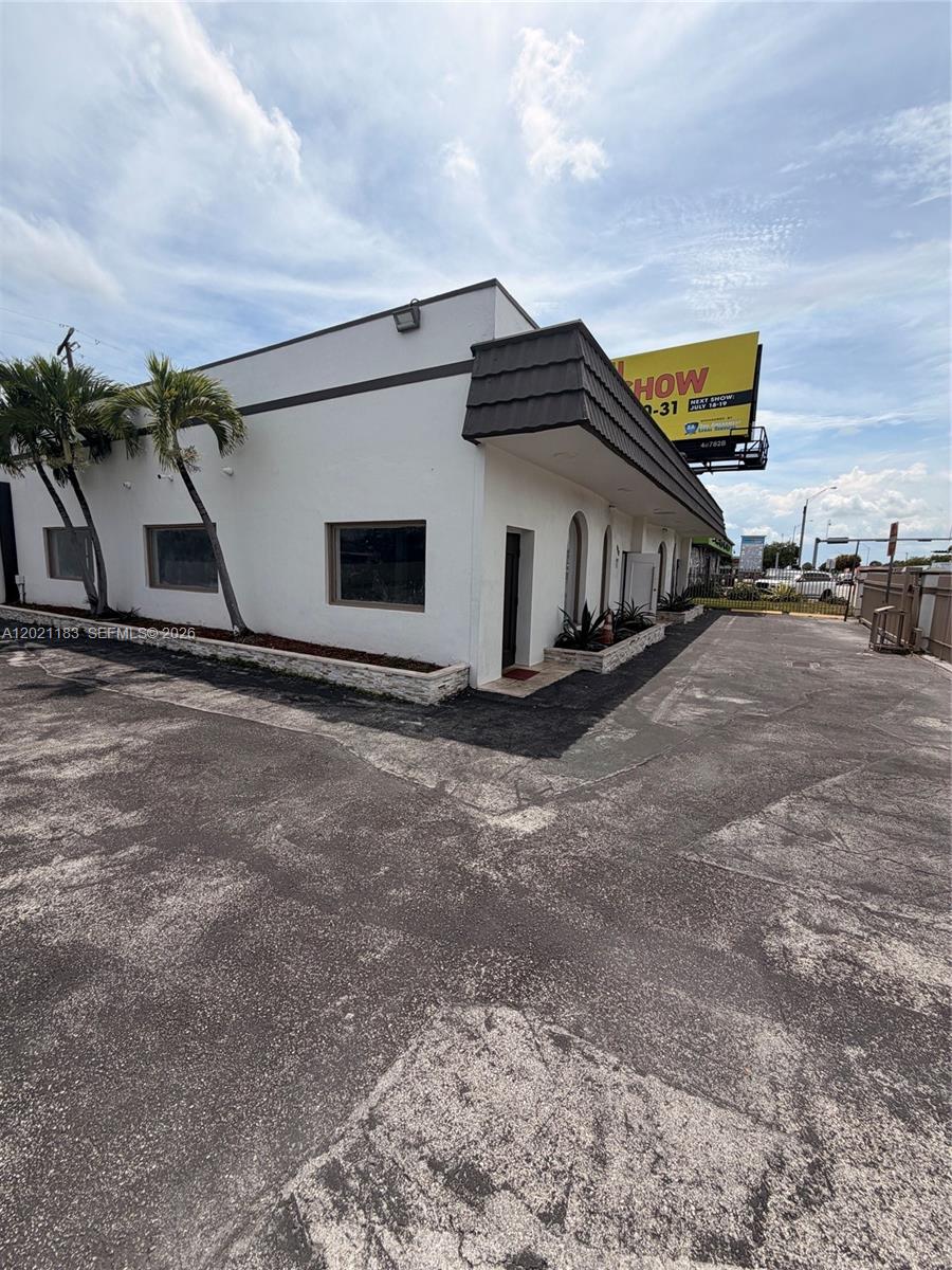See details / sq. ft. $ 2026-05-18 0 Photo