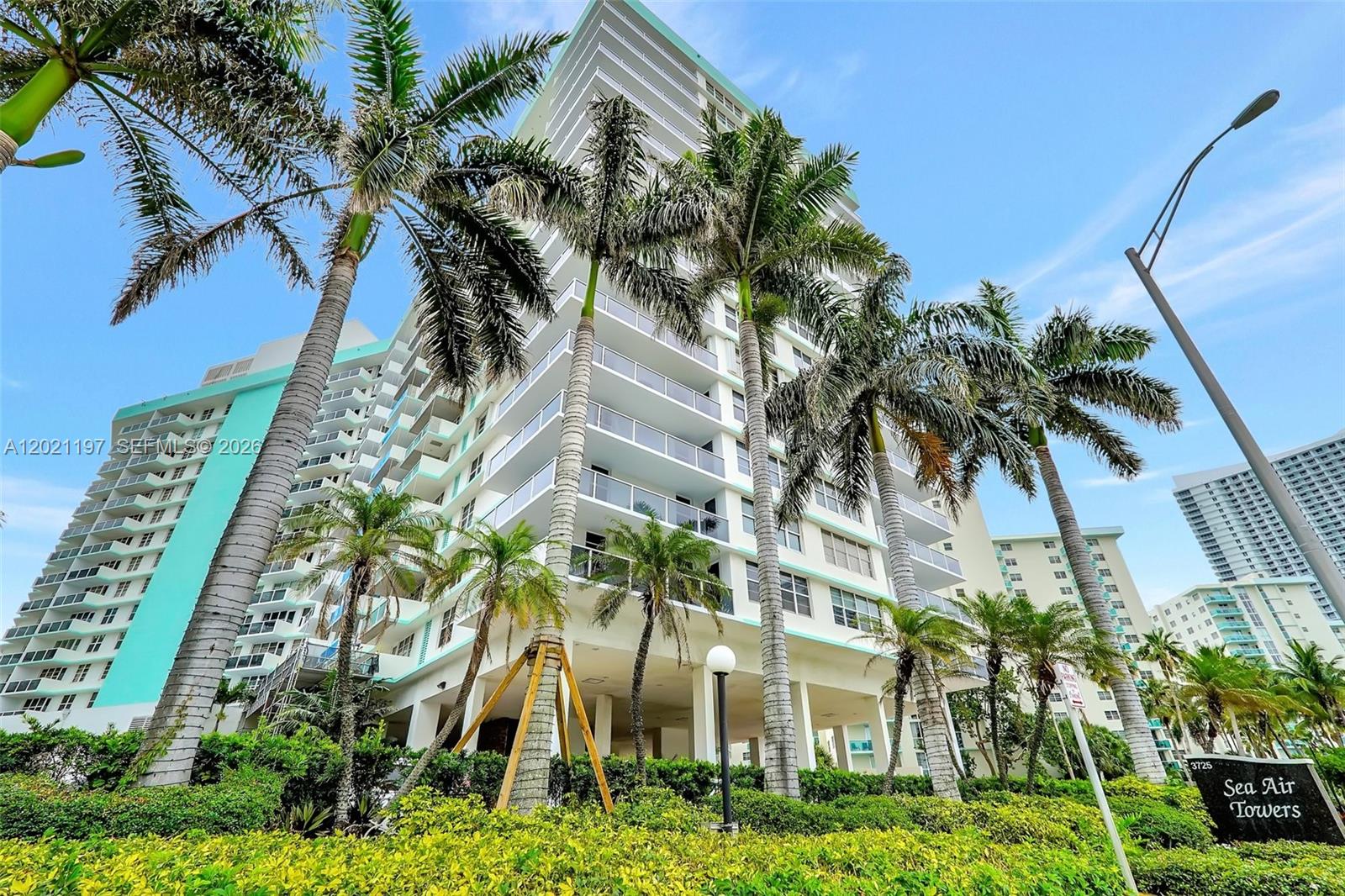 Photo of 3725 Ocean Dr #812, Hollywood, Florida, 33019 -