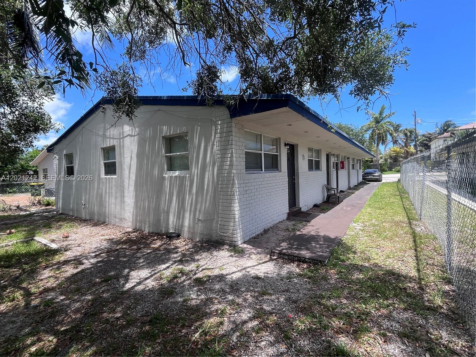 1-4  /   sq. ft. $ 2026-05-18 0 Photo