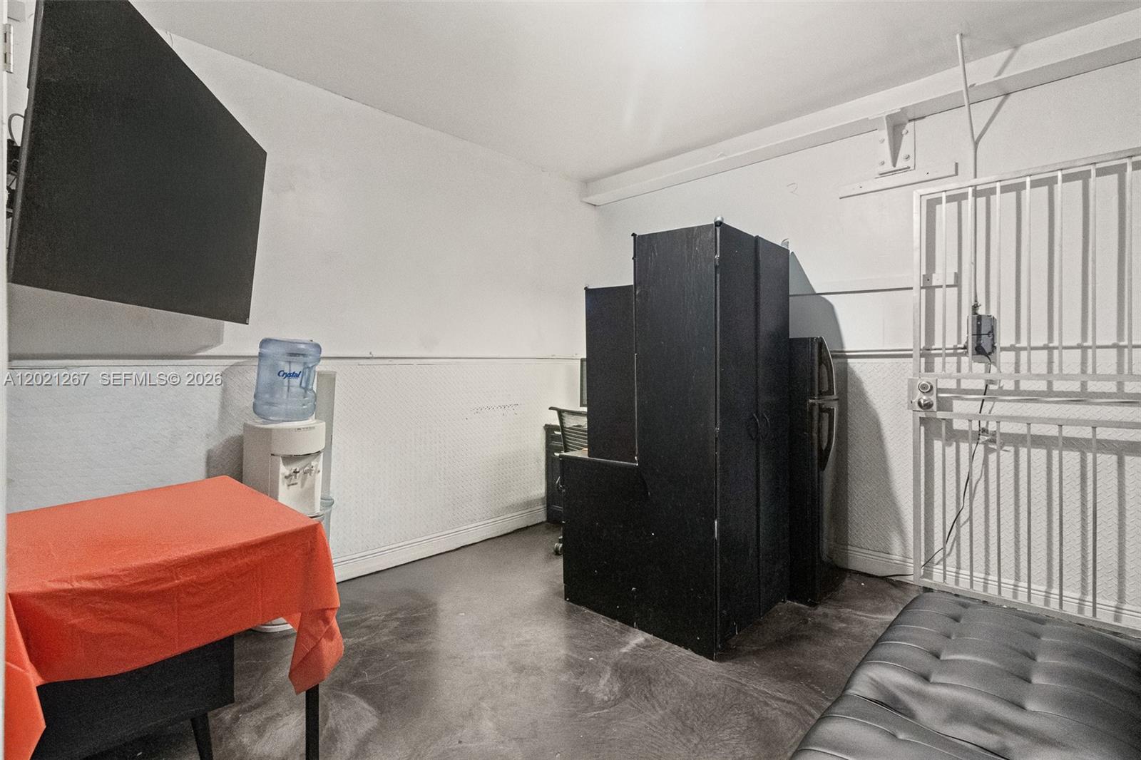 See details / sq. ft. $ 2026-05-18 0 Photo