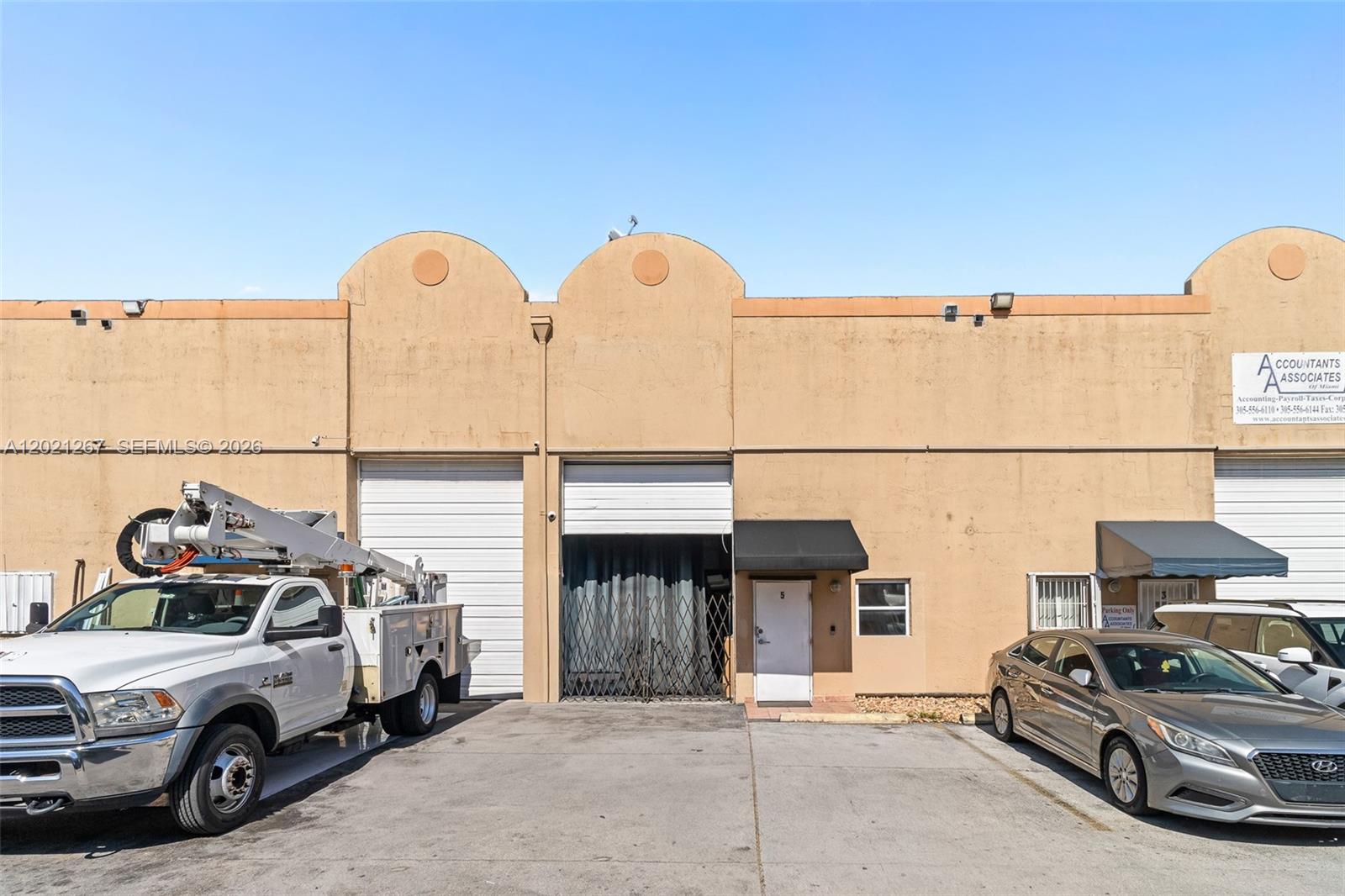 See details / sq. ft. $ 2026-05-18 0 Photo