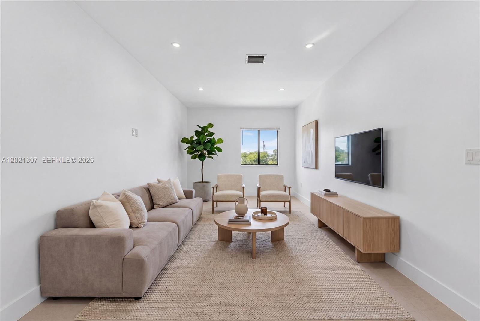 See details / 0 sq. ft. $ 2026-05-18 0 Photo