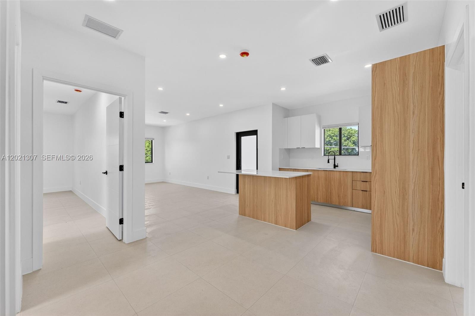 See details / 0 sq. ft. $ 2026-05-18 0 Photo