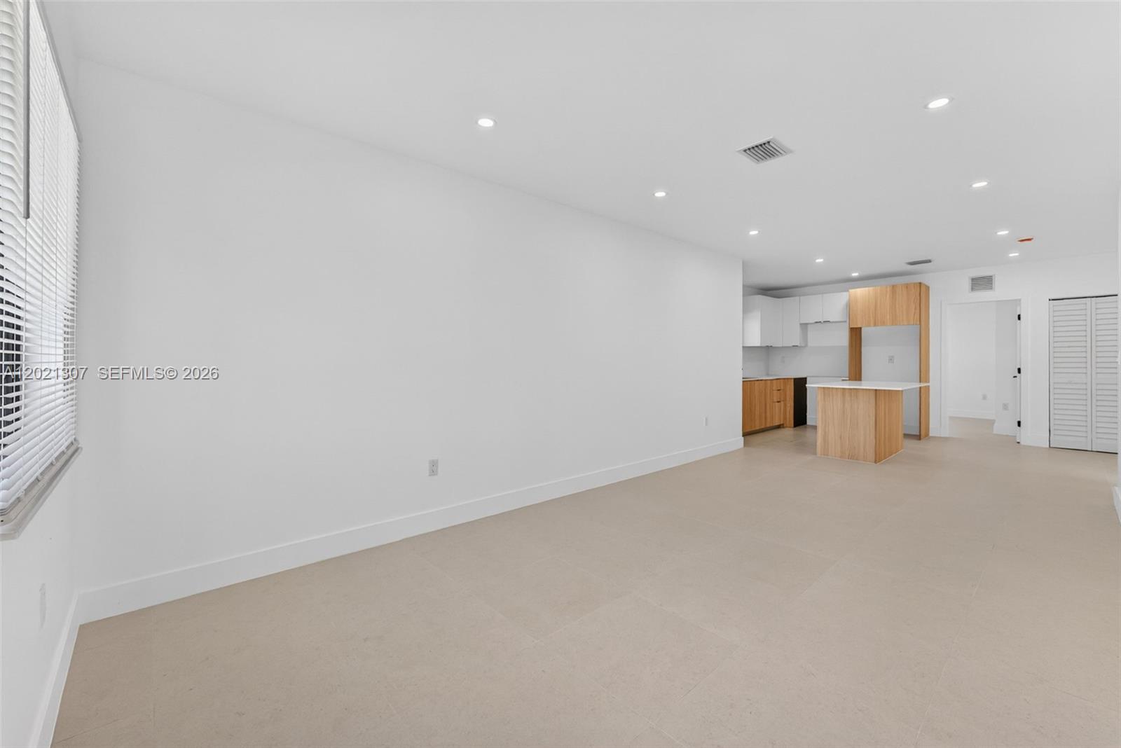 See details / 0 sq. ft. $ 2026-05-18 0 Photo