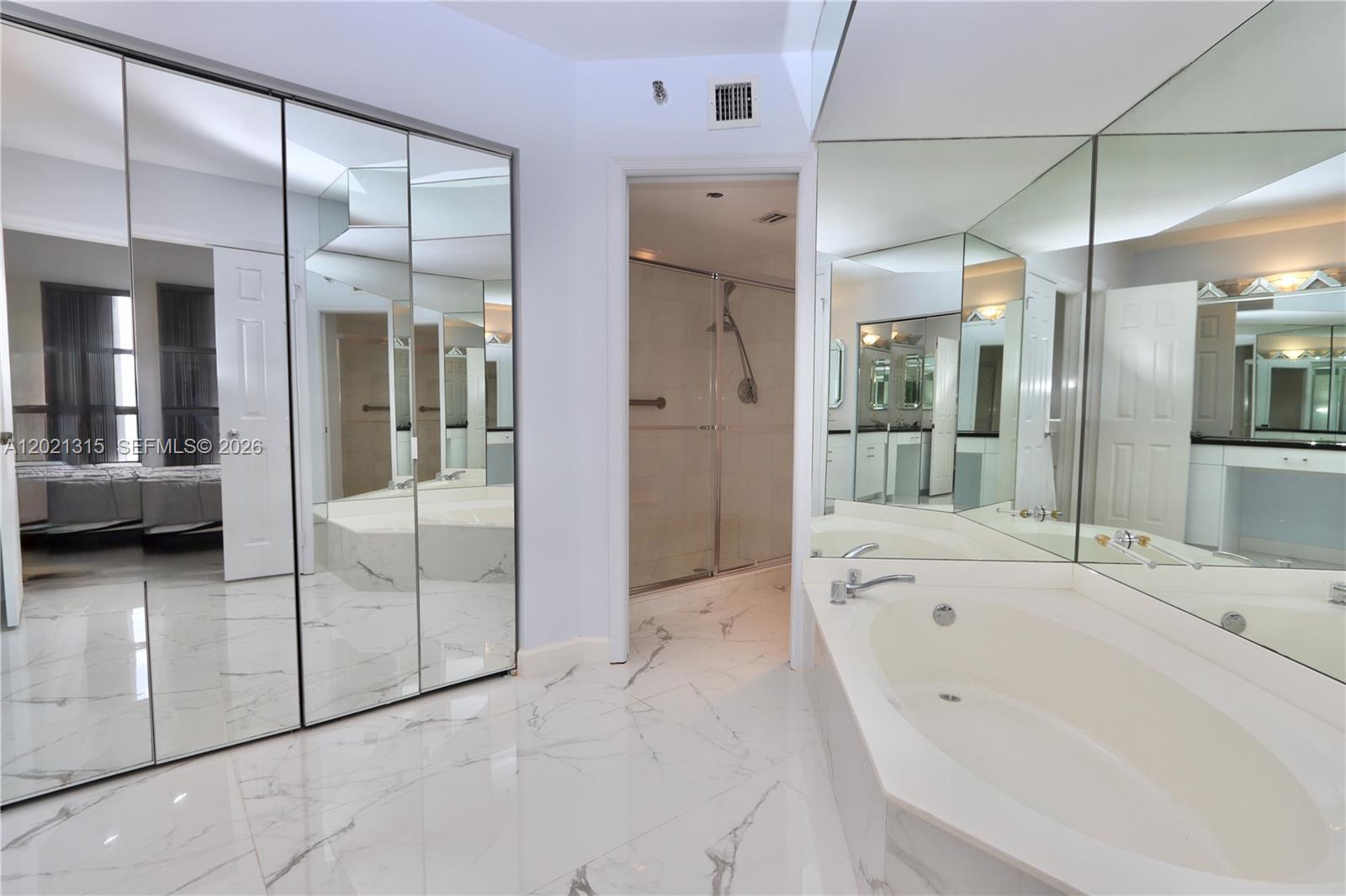 Photo of 3530 Mystic Pointe Dr #2510, Aventura, Florida, 33180 -