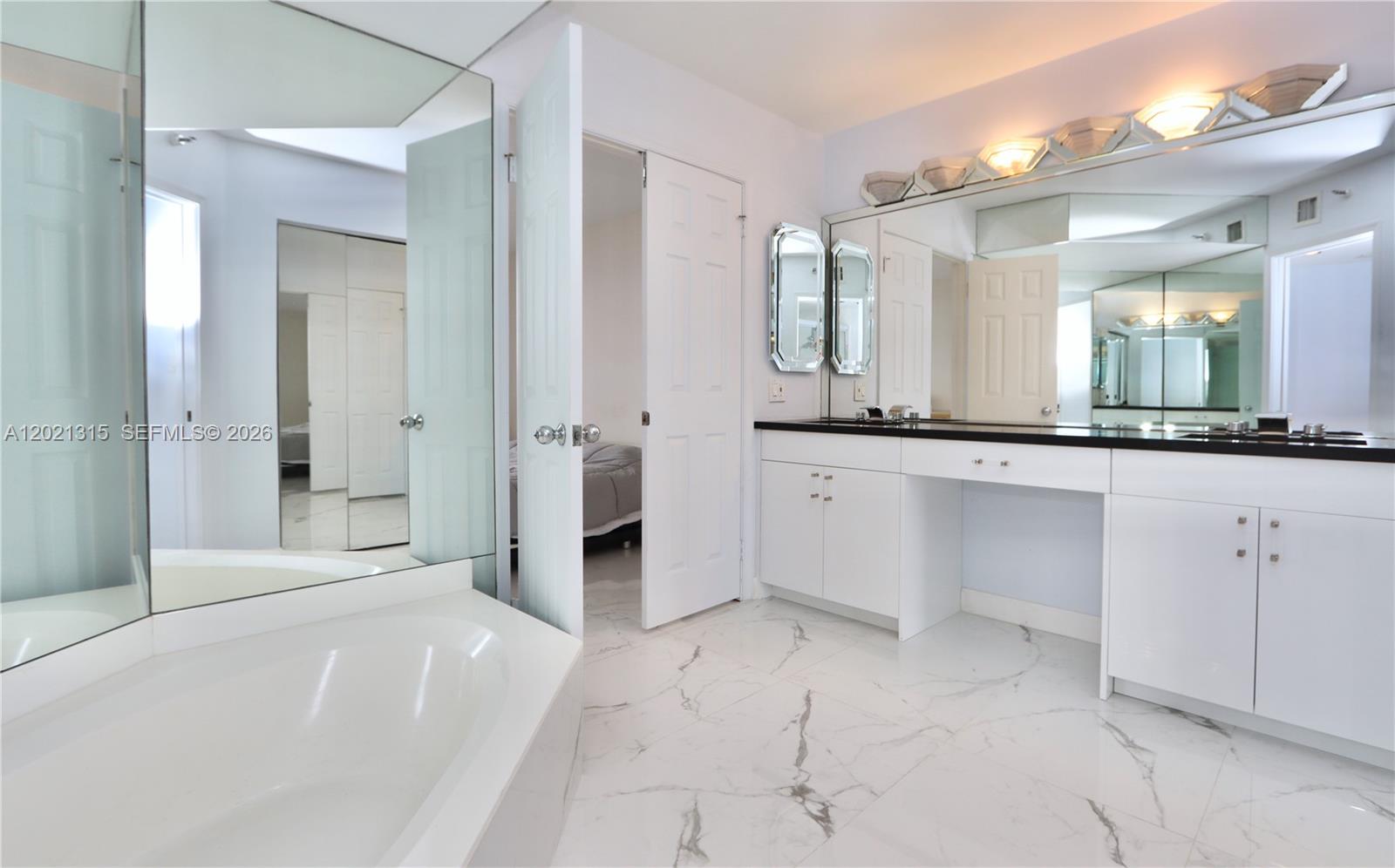 Photo of 3530 Mystic Pointe Dr #2510, Aventura, Florida, 33180 -