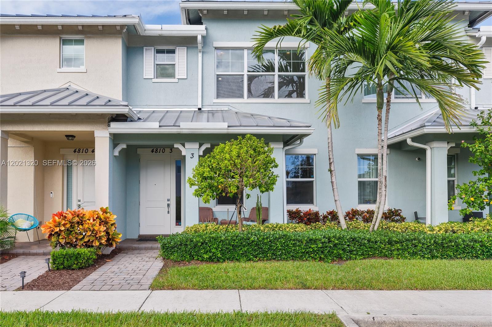 See details 4810 3 / 3 1421 sq. ft. $ 2026-05-18 0 Photo