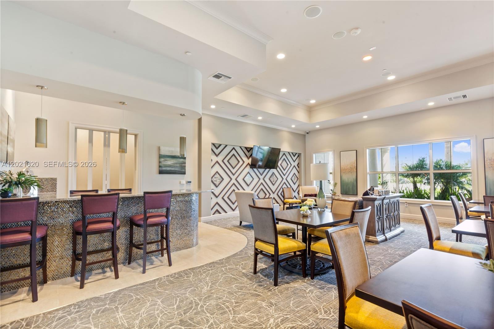 See details 4810 3 / 3 1421 sq. ft. $ 2026-05-18 0 Photo