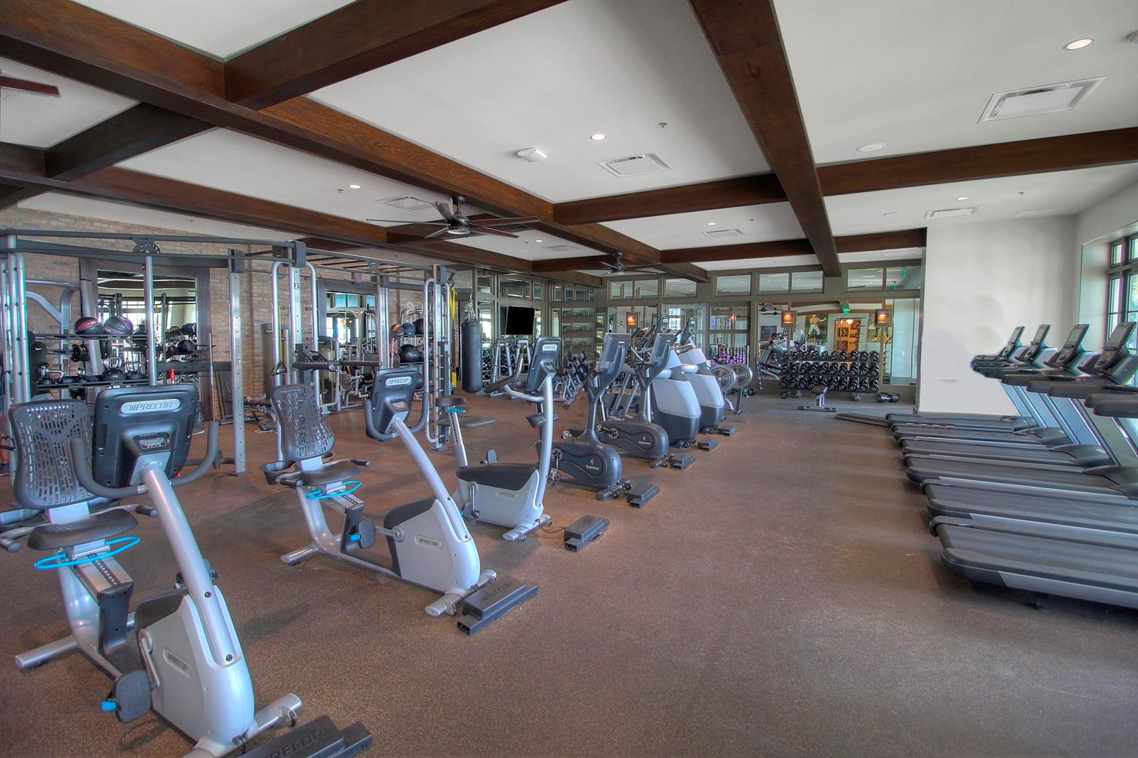 Ver detalles 3 / 2 1952 sq. ft. $ 2026-07-13 0 foto