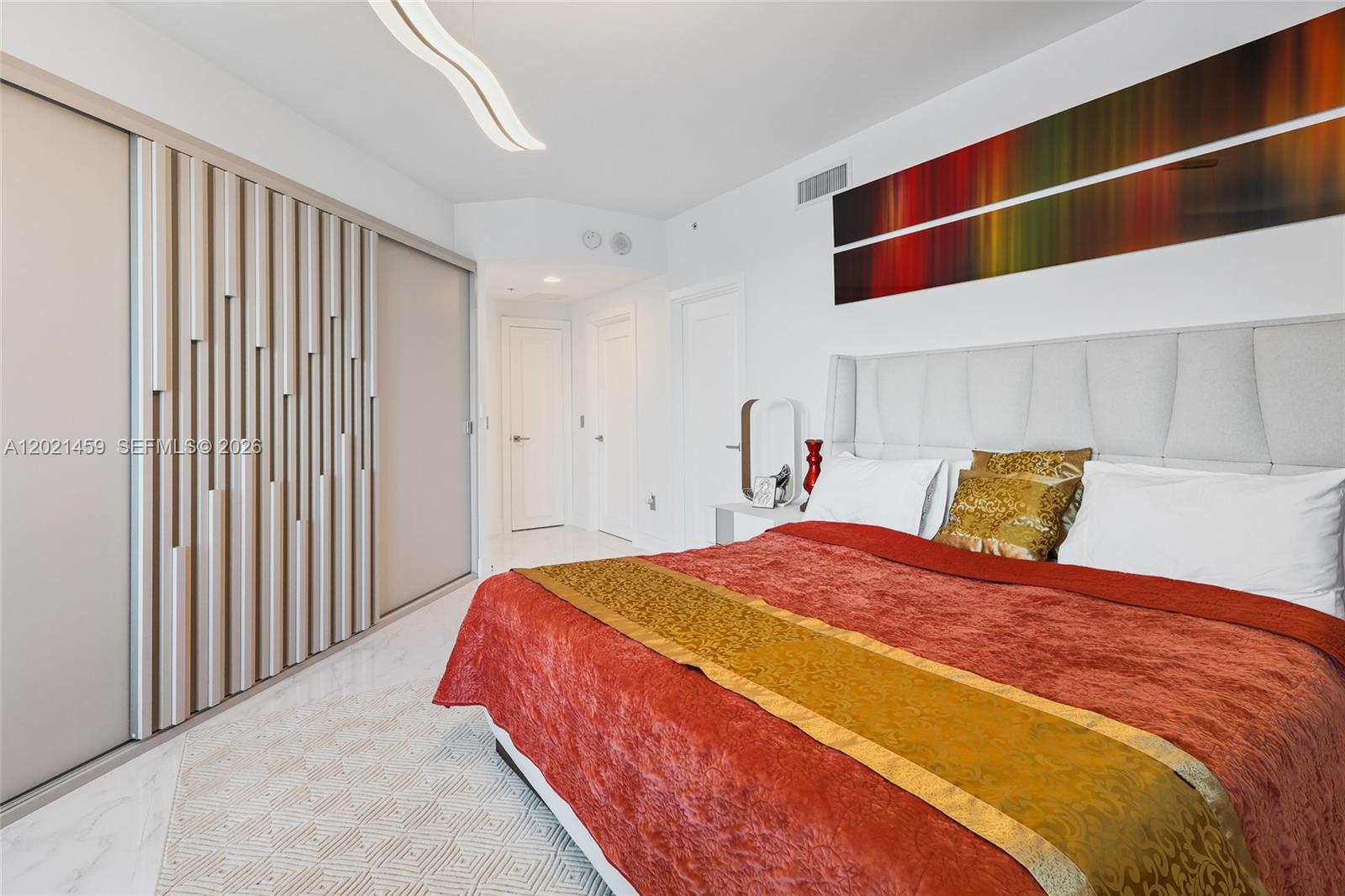 Photo of 17301 Biscayne Blvd #1008, North Miami Beach, Florida, 33160 -