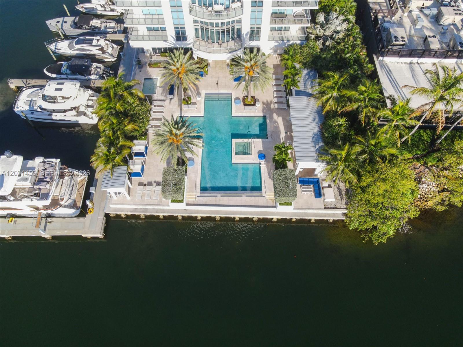 Photo of 17301 Biscayne Blvd #1008, North Miami Beach, Florida, 33160 -