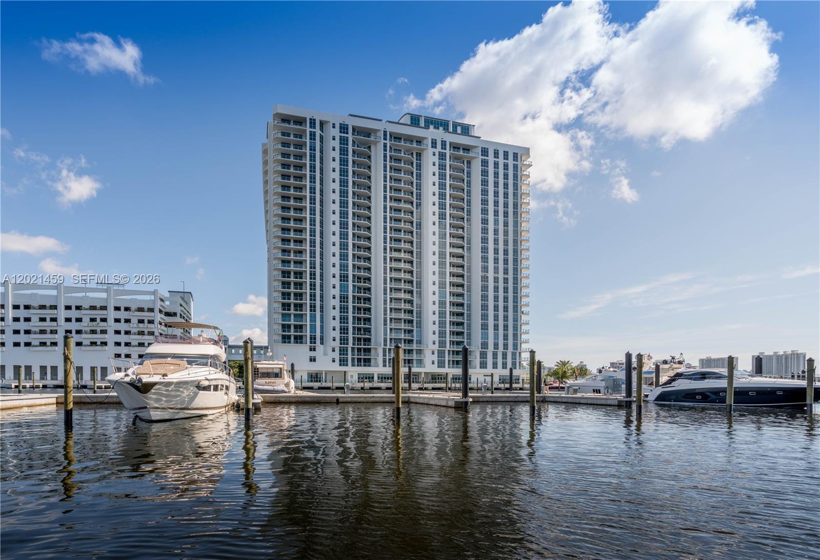 Photo of 17301 Biscayne Blvd #1008, North Miami Beach, Florida, 33160 -
