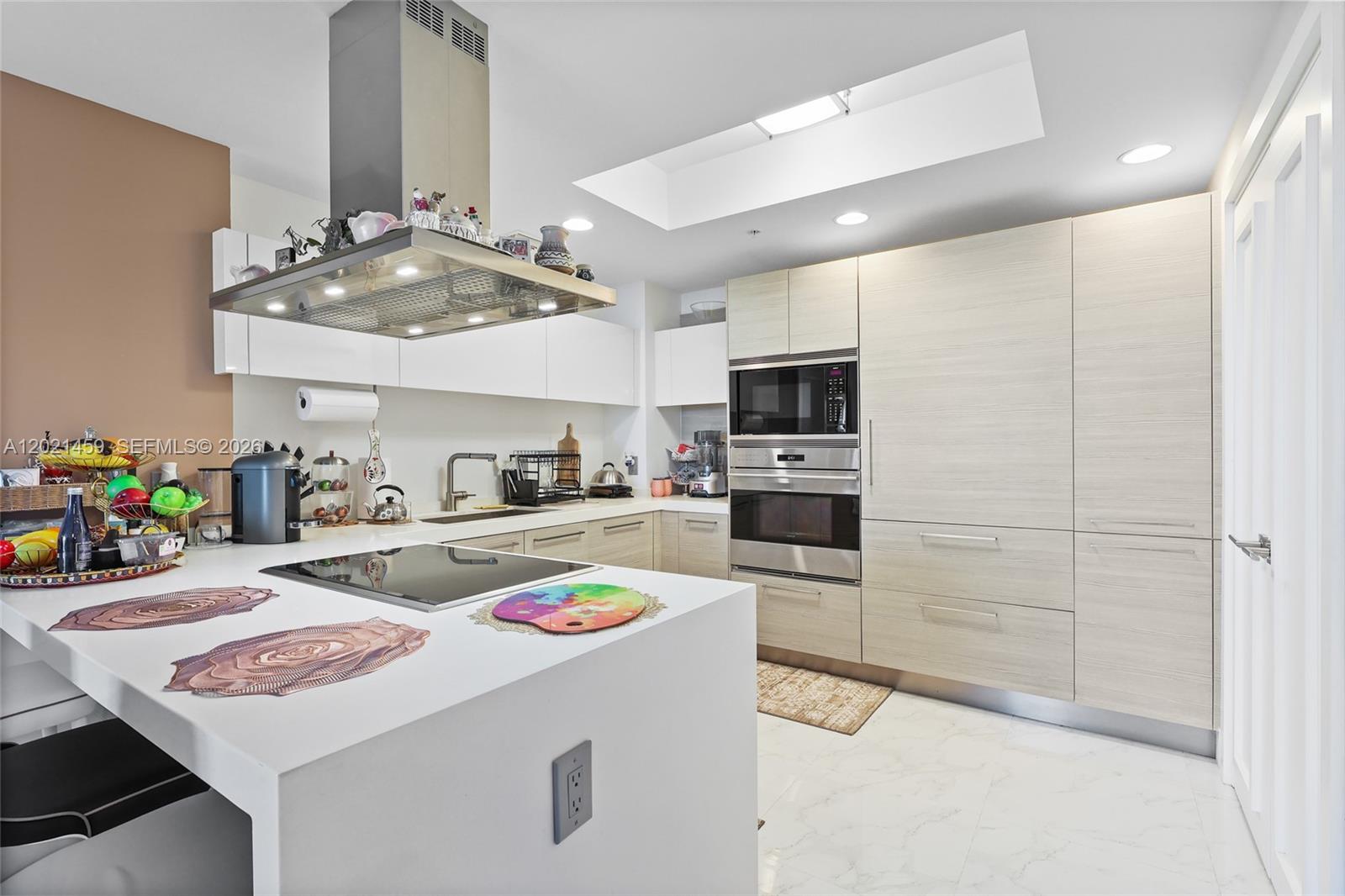 Photo of 17301 Biscayne Blvd #1008, North Miami Beach, Florida, 33160 -