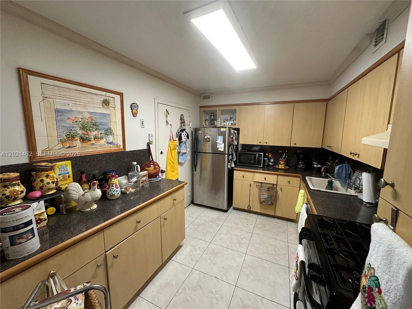 Photo of 2030 Ocean Dr #908, Hallandale Beach, Florida, 33009 -