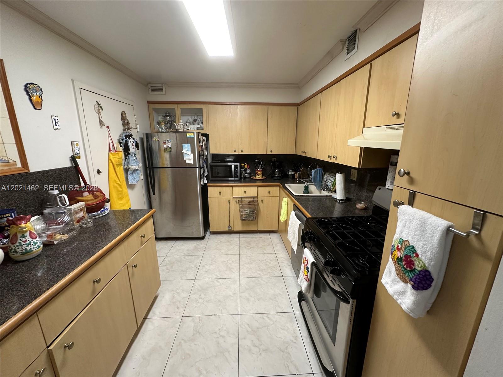 Photo of 2030 Ocean Dr #908, Hallandale Beach, Florida, 33009 -