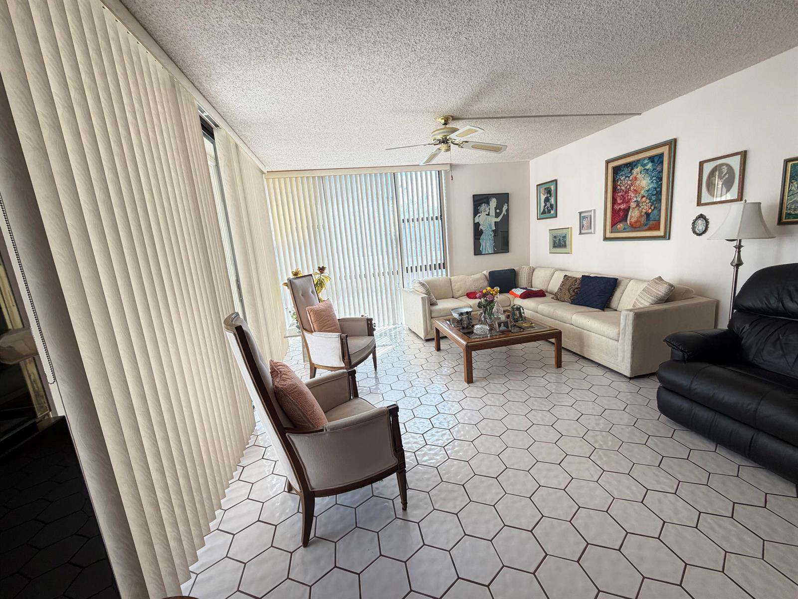 Photo of 20301 Country Club  #329, Aventura, Florida, 33180 - IMG_2826