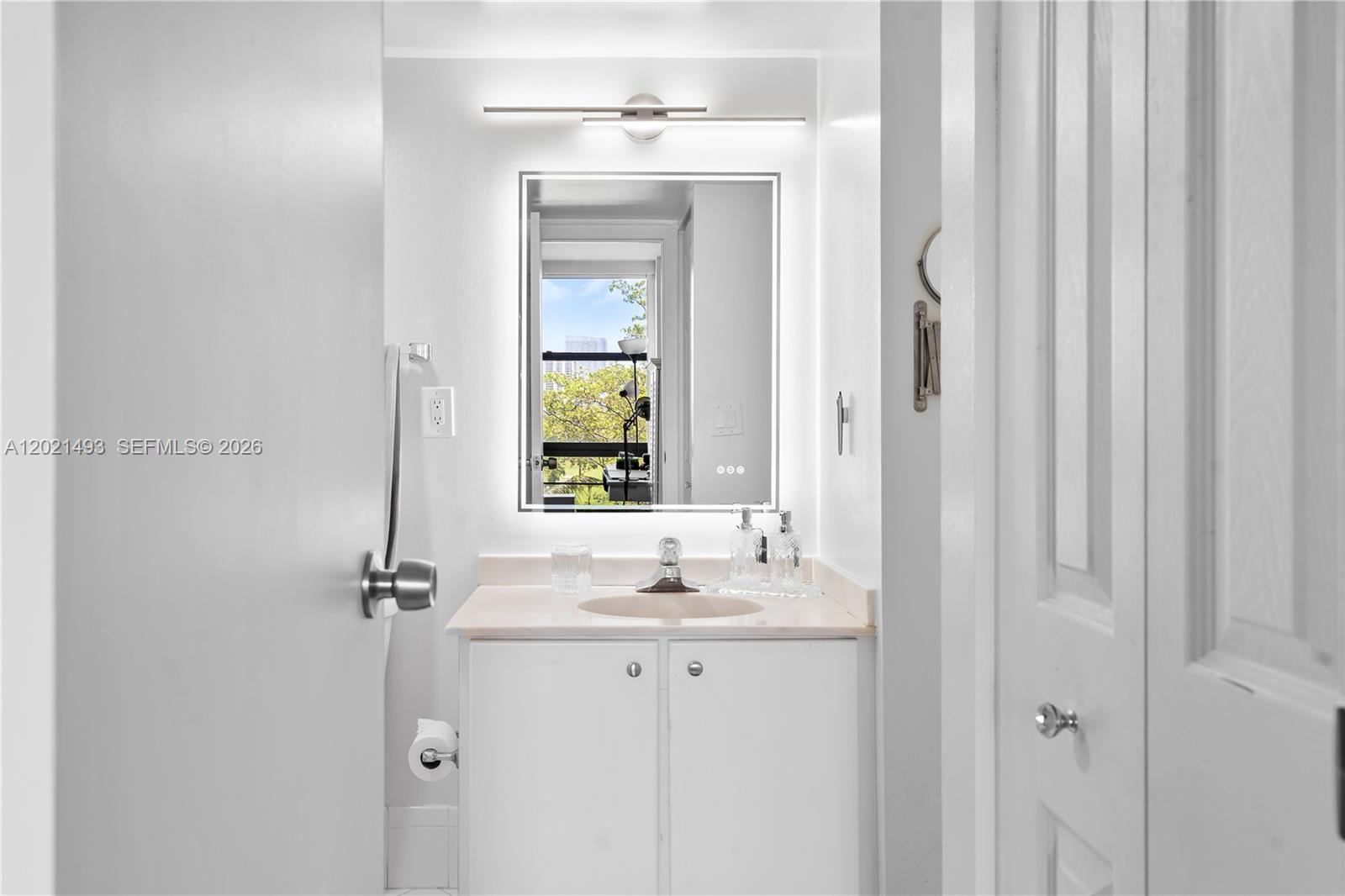 Photo of 20335 Country Club Dr  #404, Aventura, Florida, 33180 - 