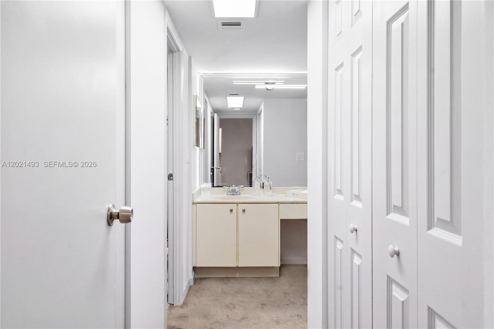 Photo of 20335 Country Club Dr  #404, Aventura, Florida, 33180 - 