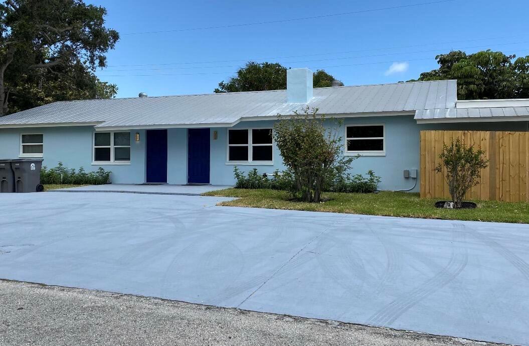   / 0 2076 sq. ft. $ 2026-06-21 0 foto