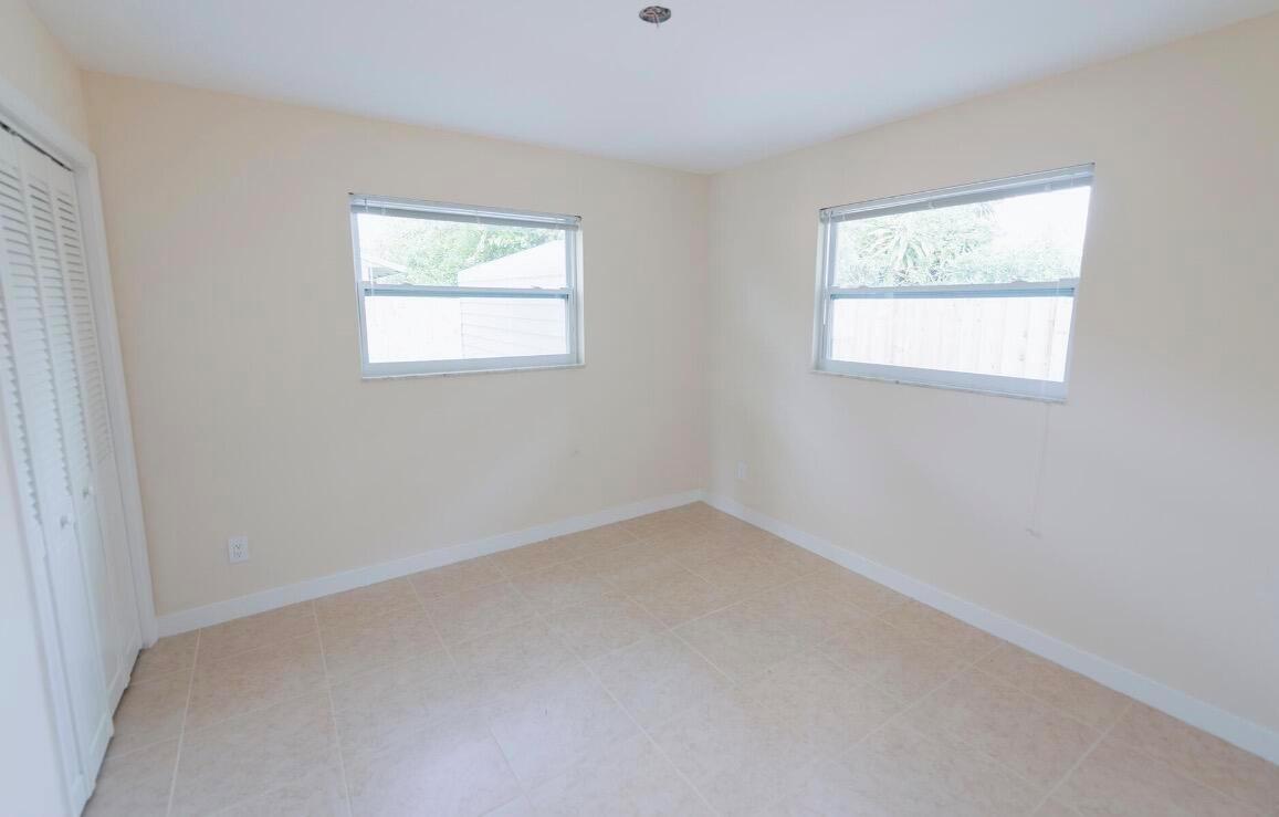   / 0 2076 sq. ft. $ 2026-06-21 0 foto