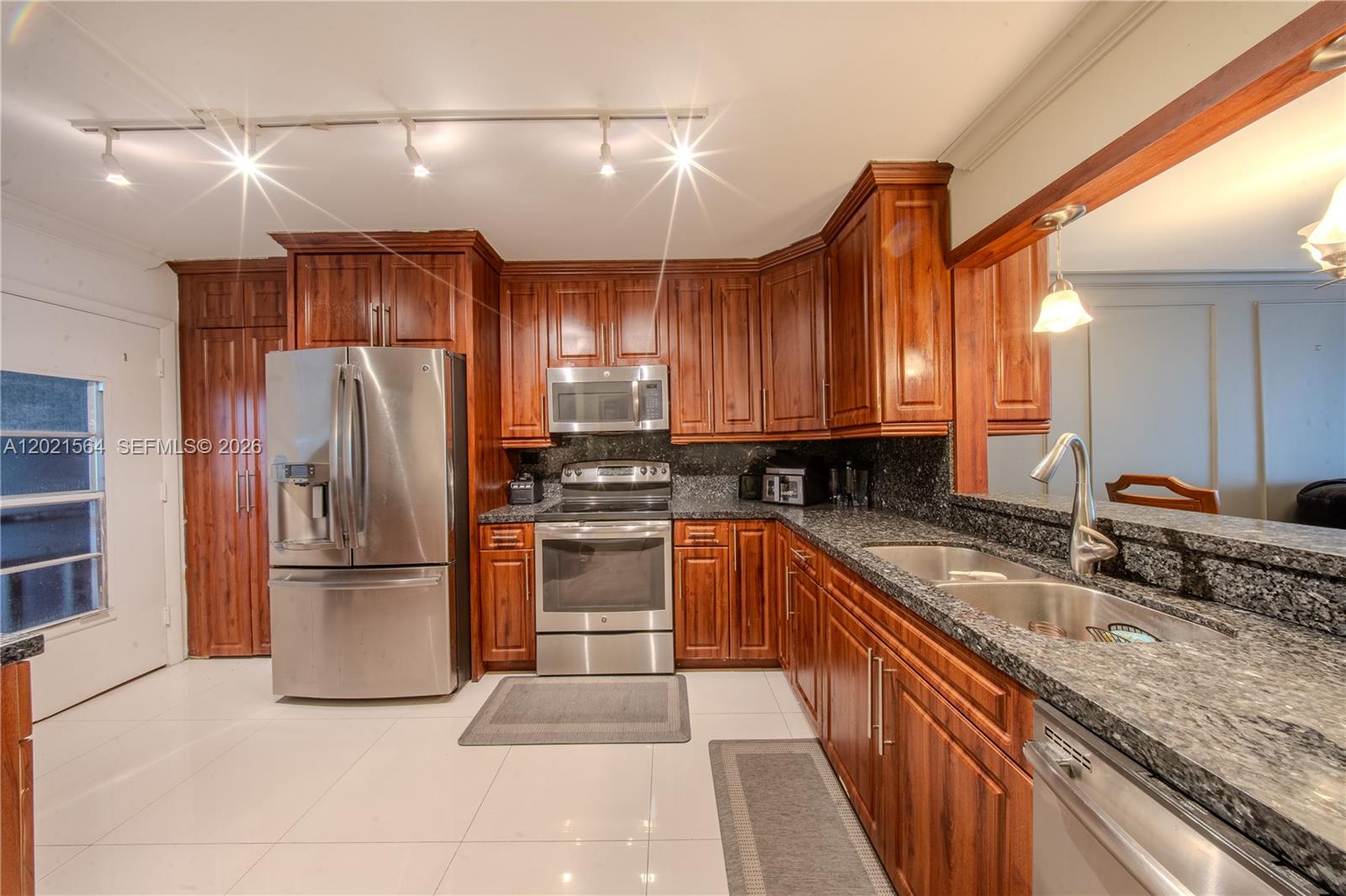 410-1 2 / 3 1315 sq. ft. $ 2026-05-19 0 Photo