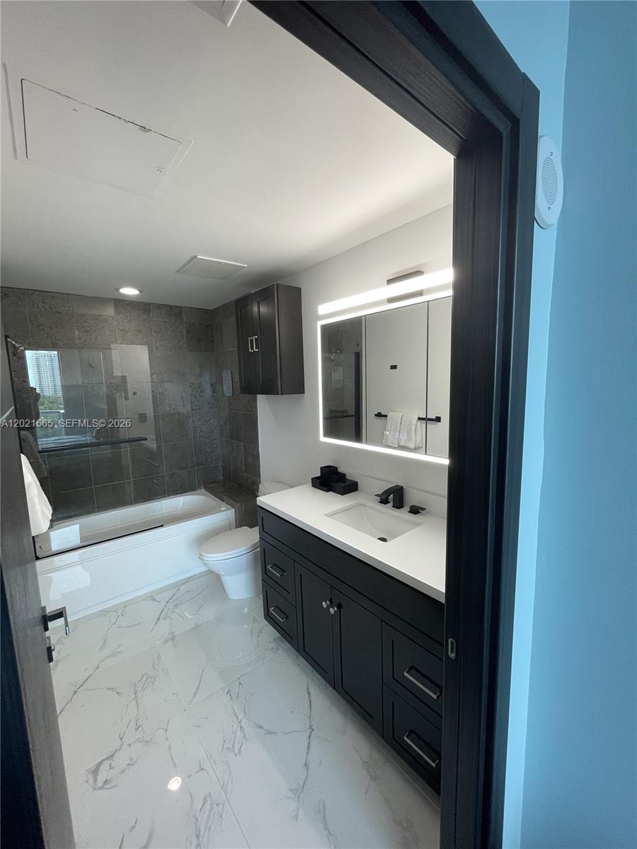 Photo of 3029 188th St #819, Aventura, Florida, 33180 -