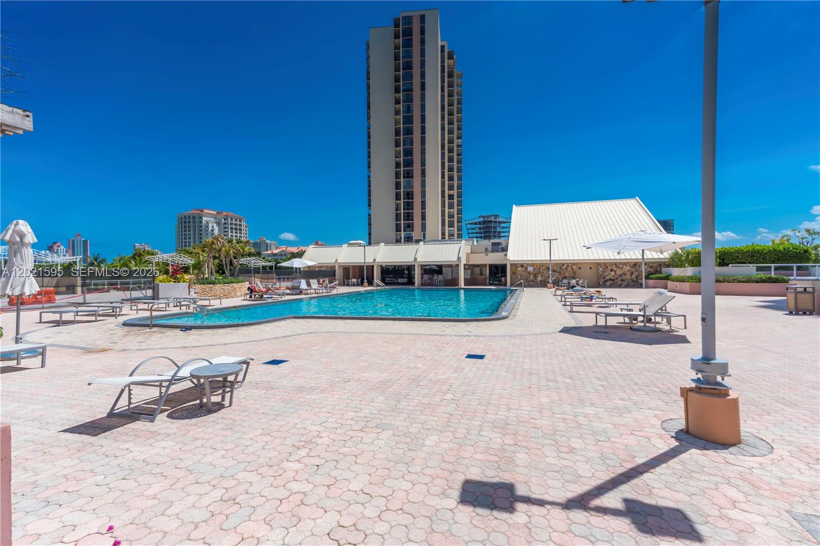 Photo of 20379 Country Club Dr  #1237, Aventura, Florida, 33180 - 